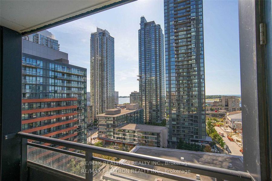 Photo 10 of Unit 1508, 25 Telegram Mews, Toronto, Waterfront Communities — HOMEH