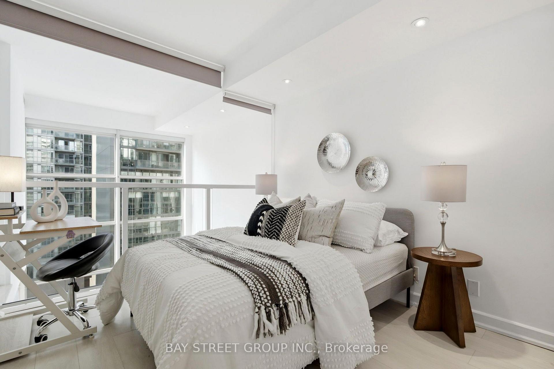 Photo 17 of Unit 925, 36 Blue Jays Way, Toronto, Waterfront Communities — HOMEH