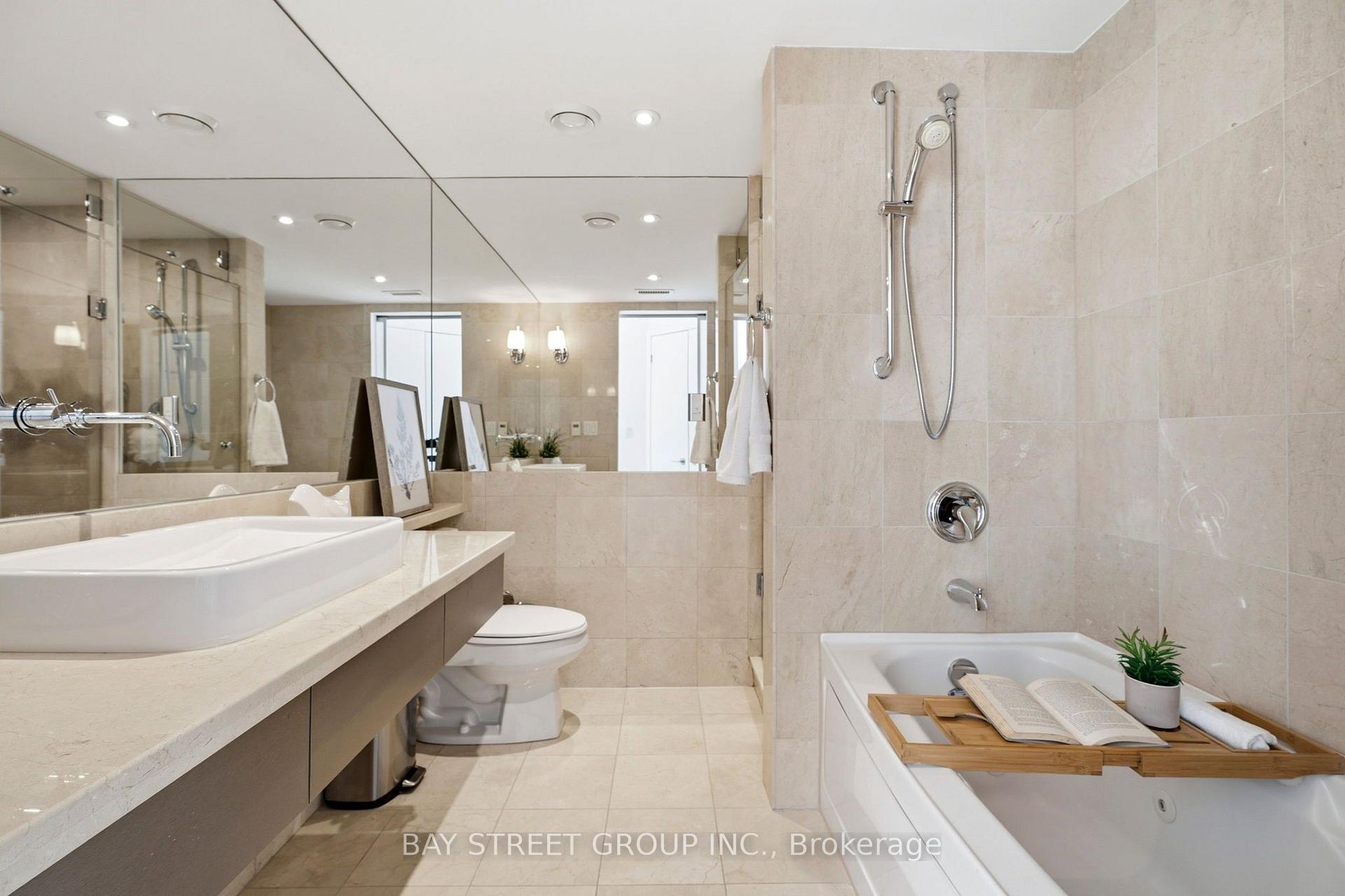 Photo 21 of Unit 925, 36 Blue Jays Way, Toronto, Waterfront Communities — HOMEH