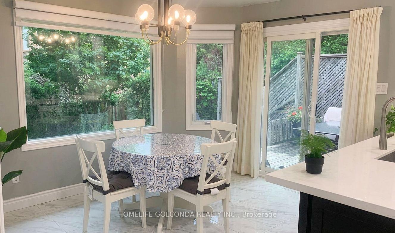 Photo 2 of Unit upper, 55 Leighland Drive, Markham, Unionville — HOMEH