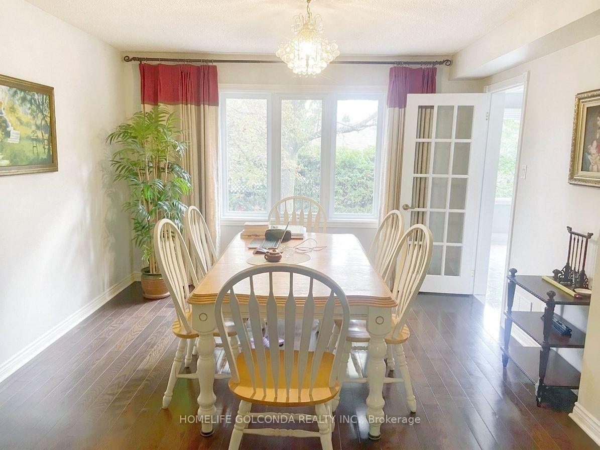 Photo 4 of Unit upper, 55 Leighland Drive, Markham, Unionville — HOMEH