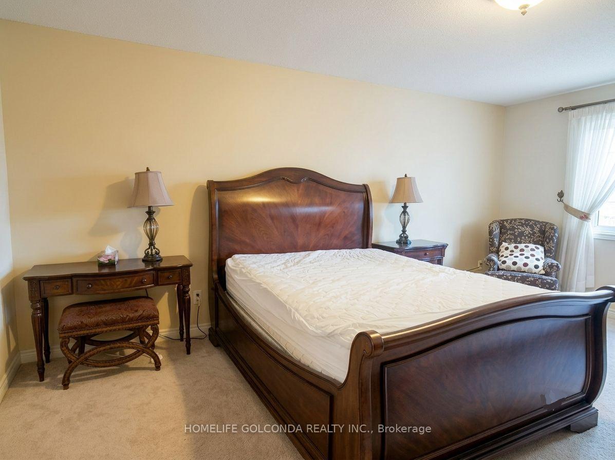 Photo 7 of Unit upper, 55 Leighland Drive, Markham, Unionville — HOMEH