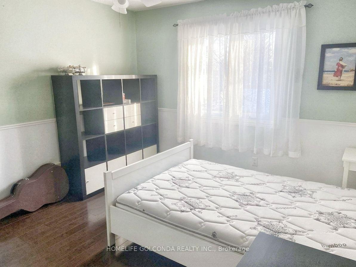 Photo 8 of Unit upper, 55 Leighland Drive, Markham, Unionville — HOMEH