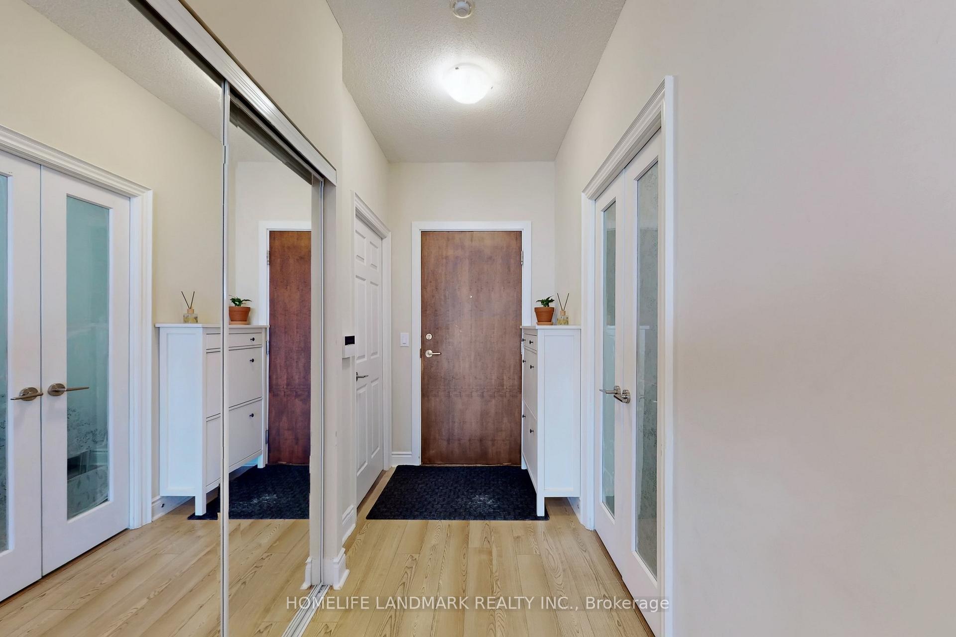 Photo 2 of Unit 163, 23 Cox Boulevard, Markham, Unionville — HOMEH
