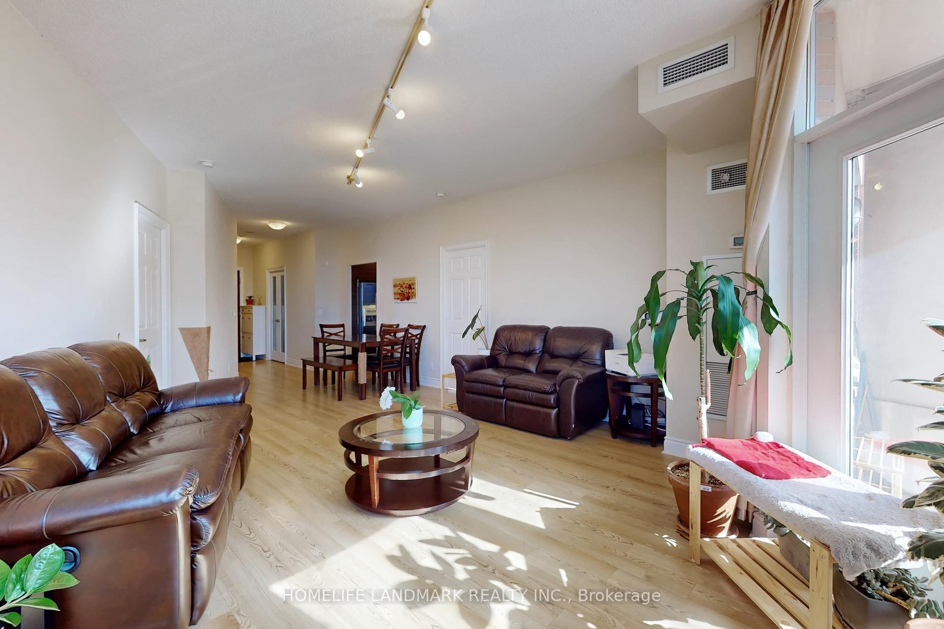 Photo 5 of Unit 163, 23 Cox Boulevard, Markham, Unionville — HOMEH