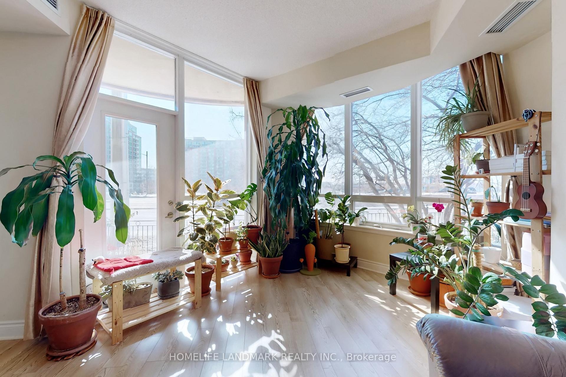 Photo 6 of Unit 163, 23 Cox Boulevard, Markham, Unionville — HOMEH