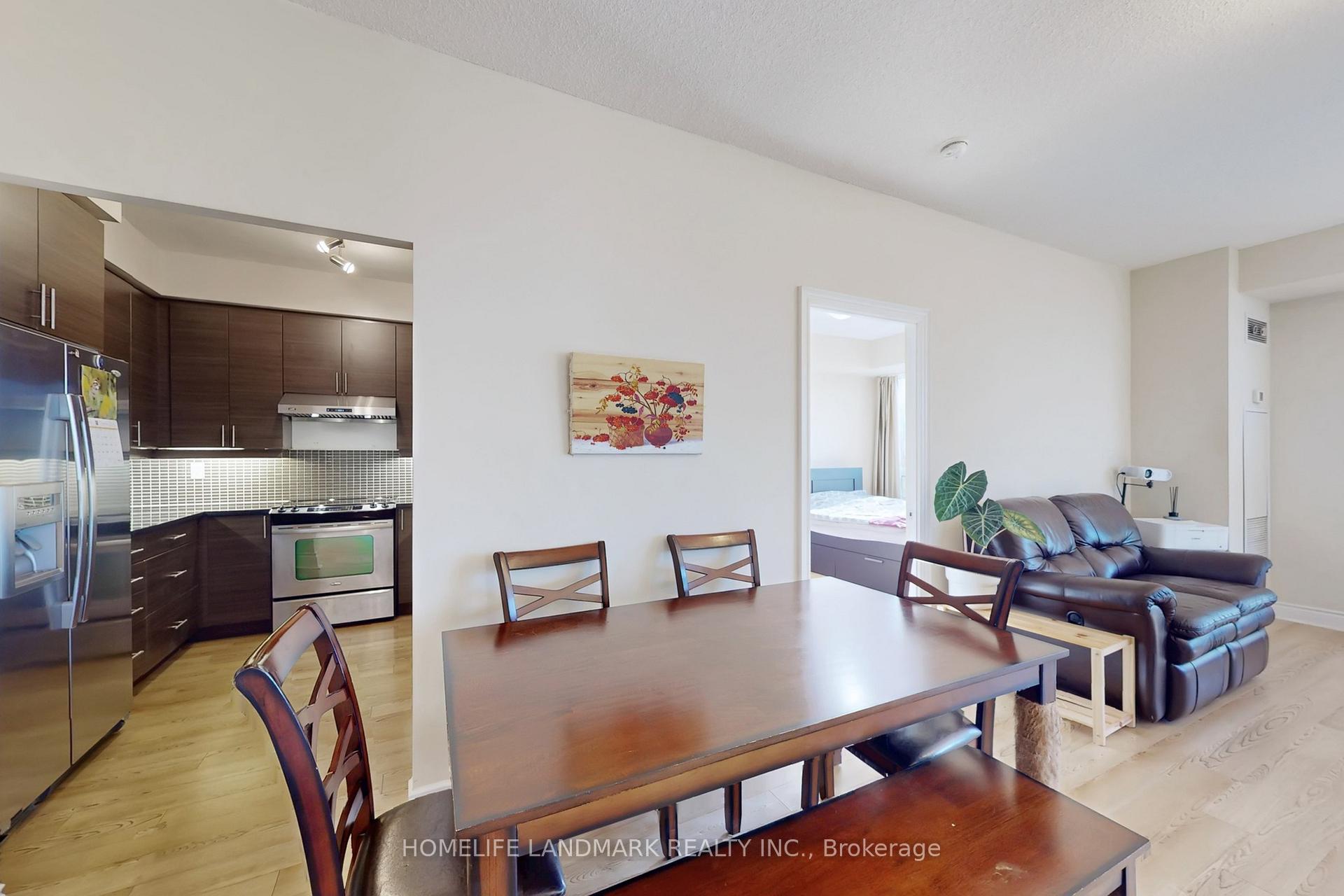 Photo 8 of Unit 163, 23 Cox Boulevard, Markham, Unionville — HOMEH