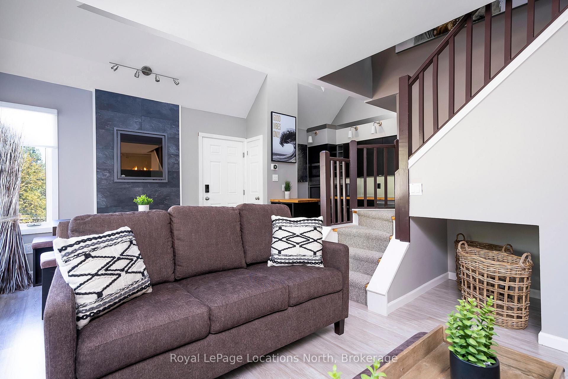 Photo 6 of Unit 410, 796468 19 Grey Road, Blue Mountains — HOMEH