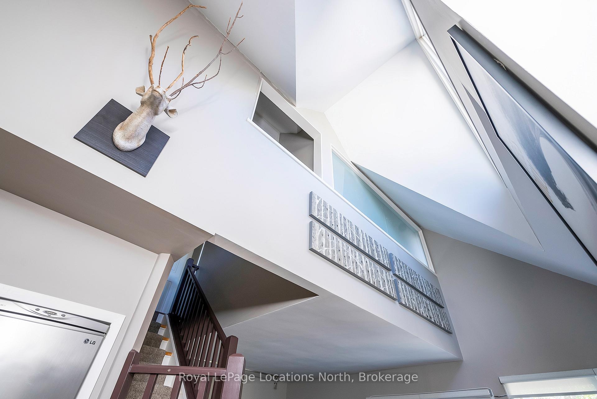 Photo 13 of Unit 410, 796468 19 Grey Road, Blue Mountains — HOMEH