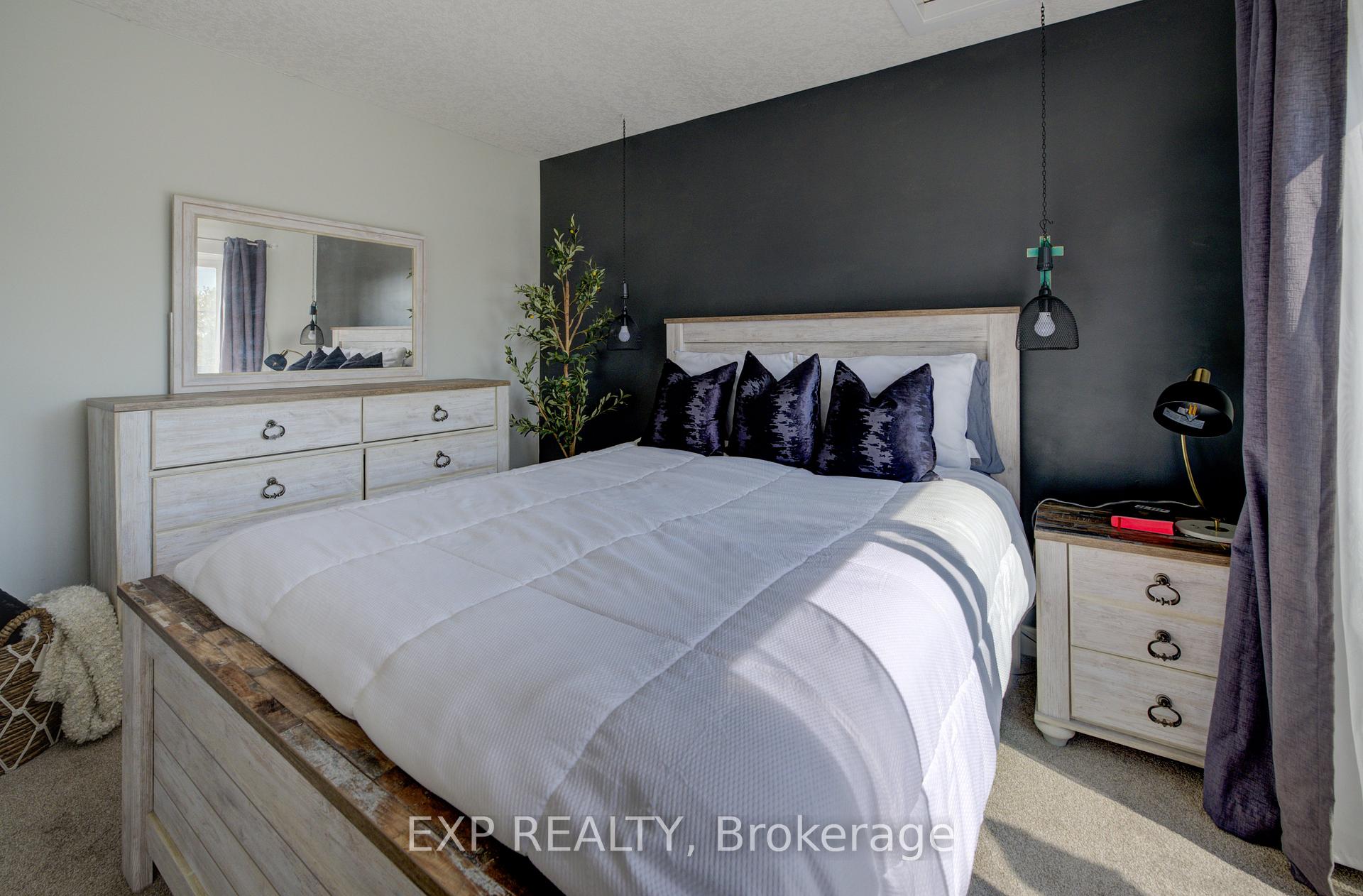 Photo 12 of Unit 6A, 185 Windale Crescent, Kitchener, Laurentian Hills — HOMEH