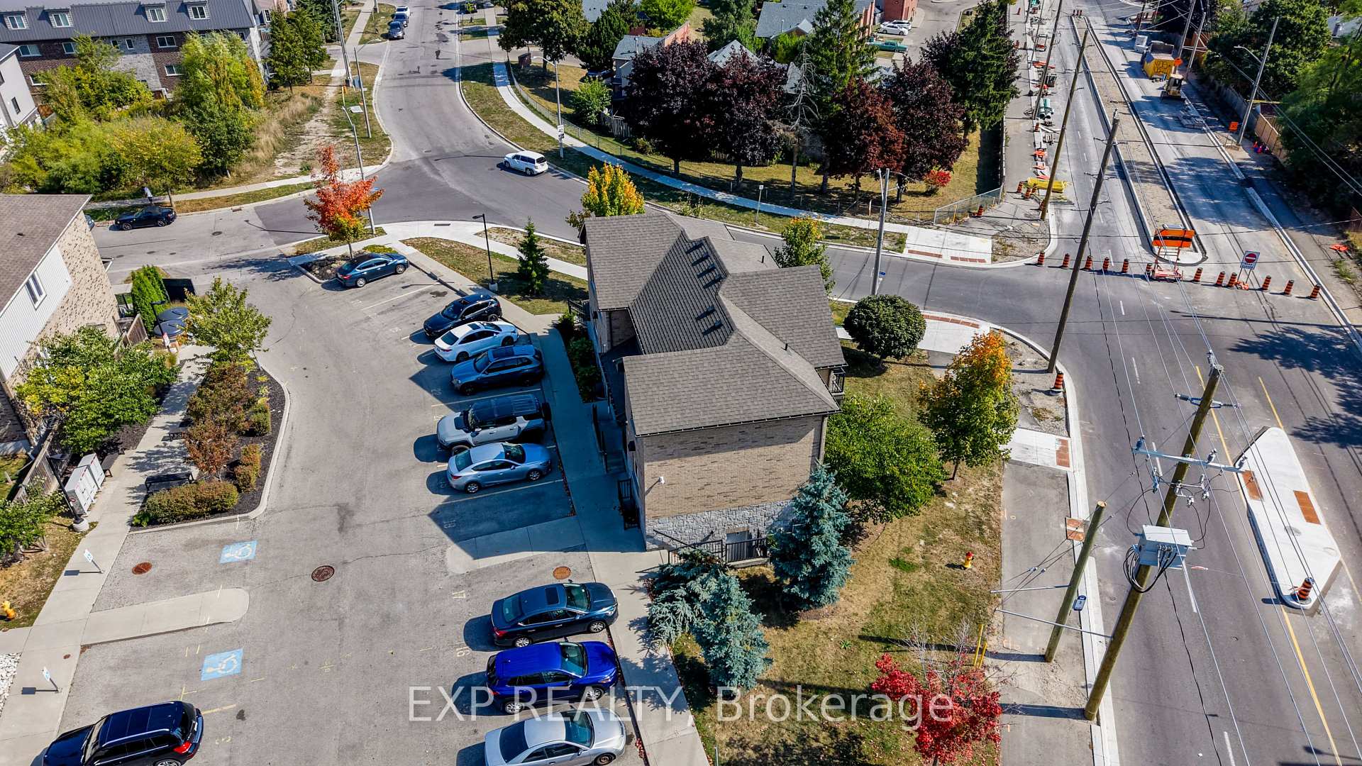 Photo 16 of Unit 6A, 185 Windale Crescent, Kitchener, Laurentian Hills — HOMEH