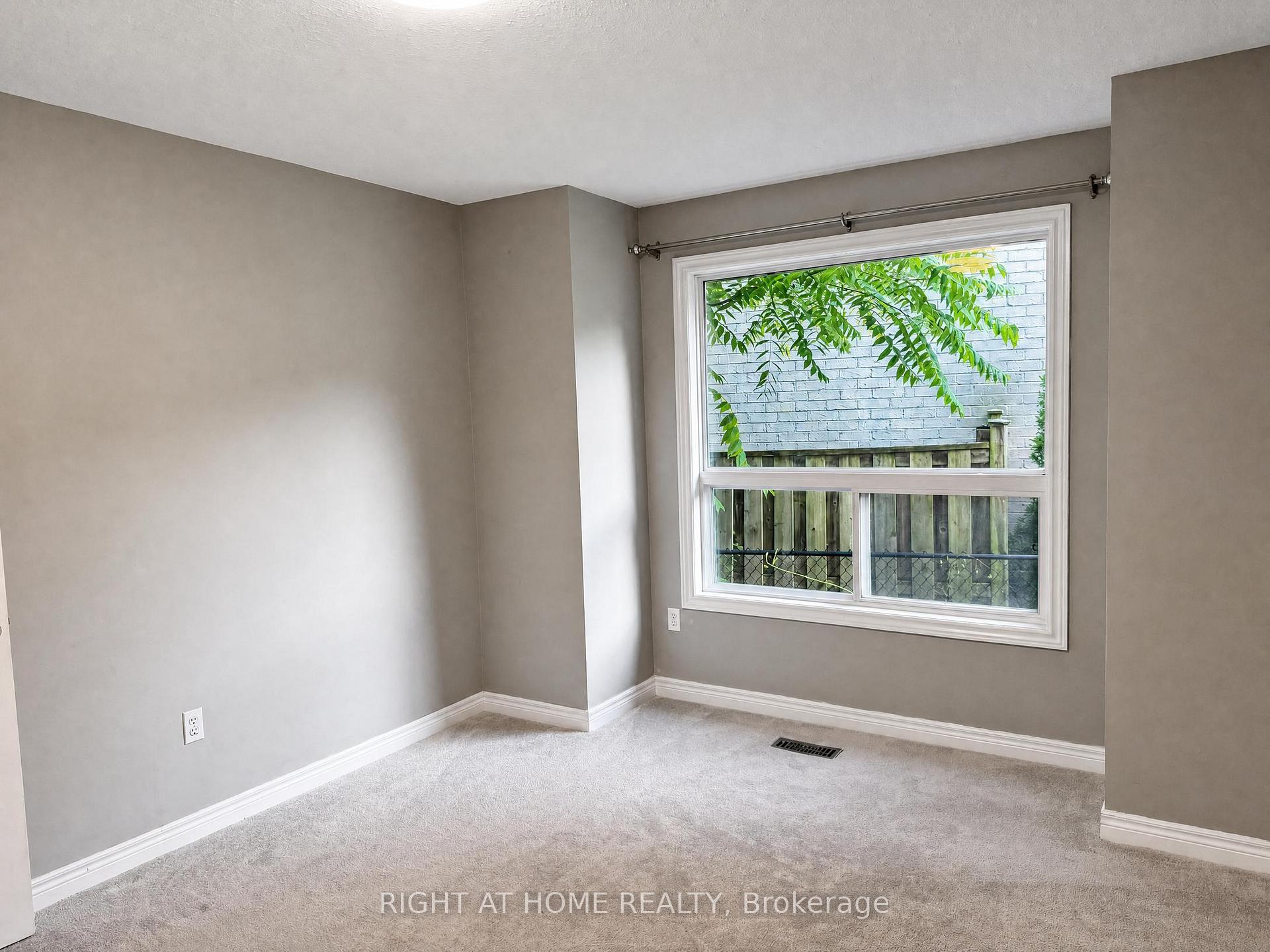 Photo 13 of 890 Guildwood Boulevard, London, North M — HOMEH