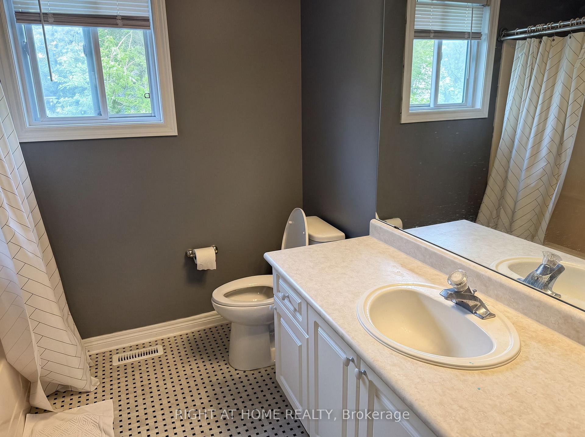 Photo 22 of 890 Guildwood Boulevard, London, North M — HOMEH