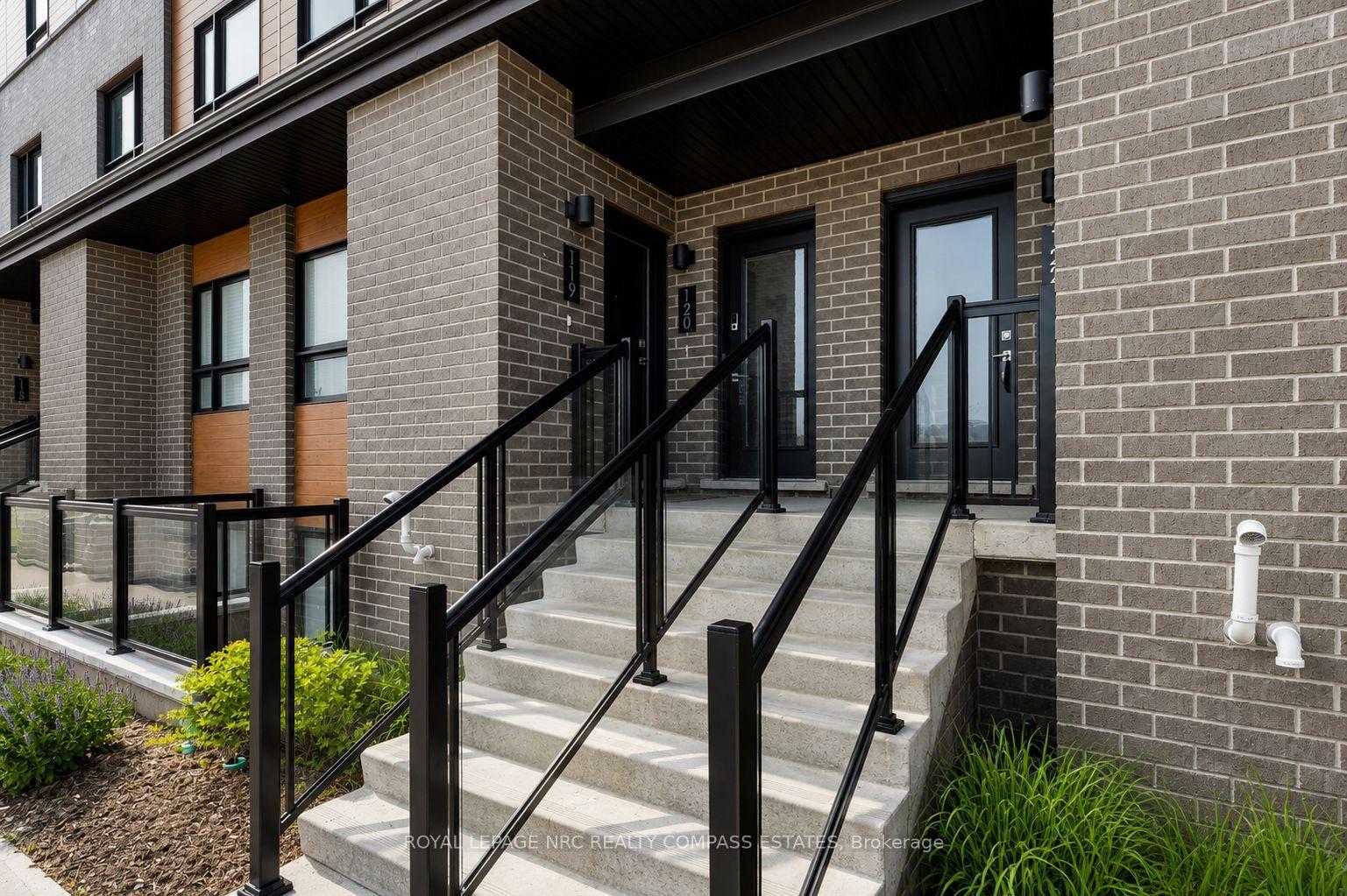 Photo 4 of Unit 119, 6705 Cropp Street, Niagara Falls, Morrison — HOMEH