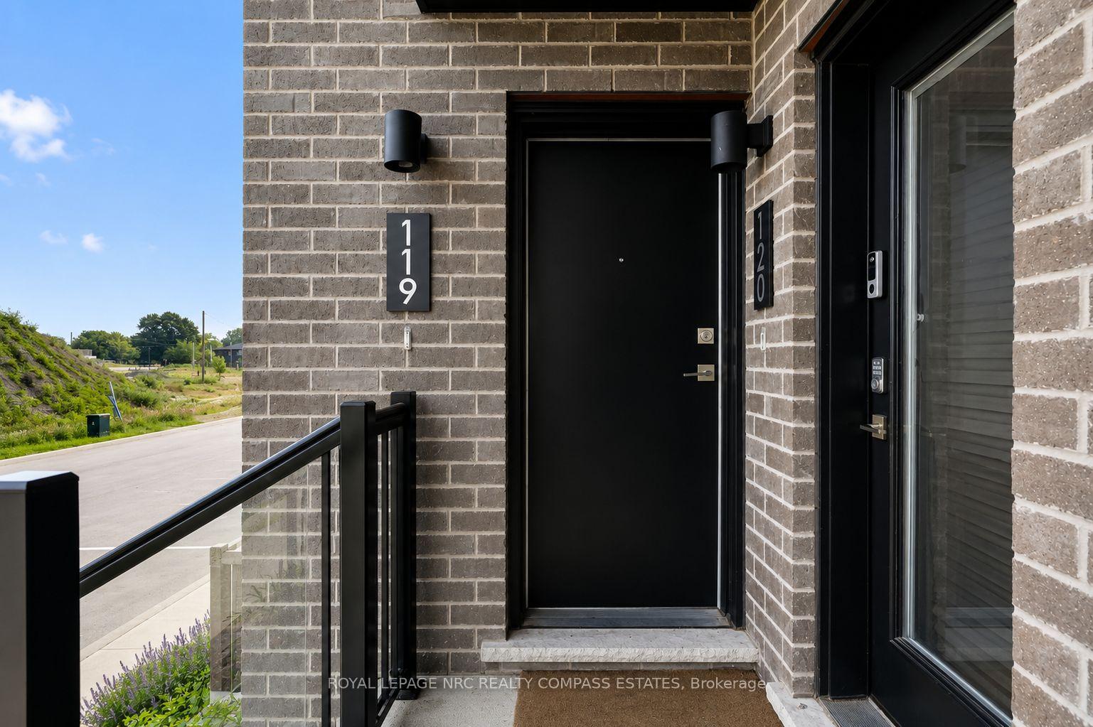 Photo 5 of Unit 119, 6705 Cropp Street, Niagara Falls, Morrison — HOMEH