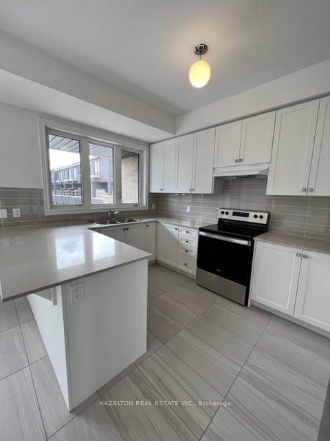 Photo 2 of 17 Haydock Way, Whitby, Port Whitby — HOMEH