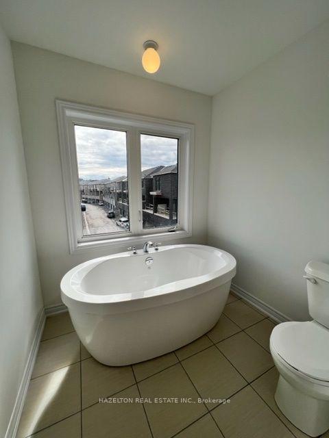 Photo 11 of 17 Haydock Way, Whitby, Port Whitby — HOMEH