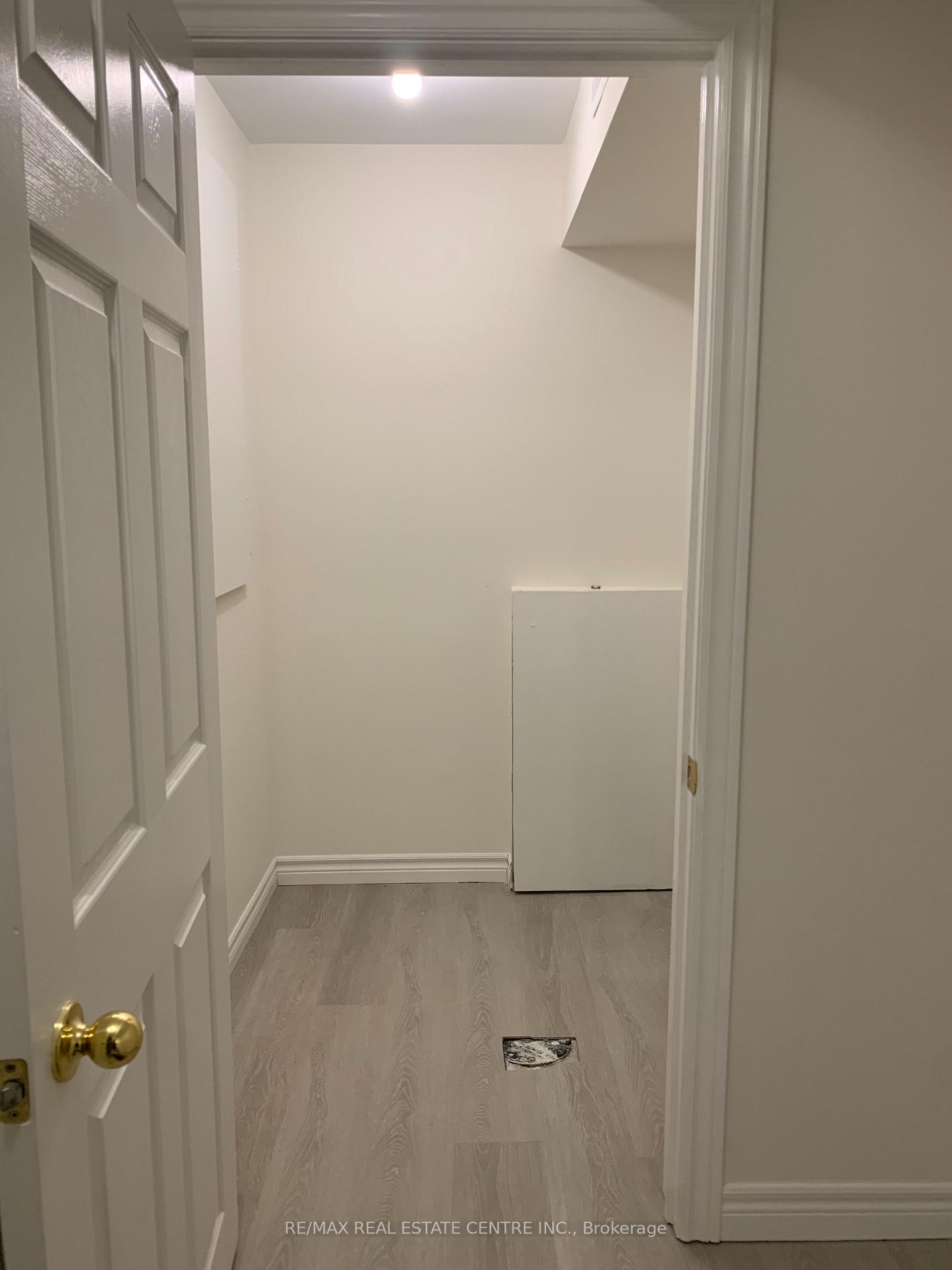 Photo 16 of Unit Lower, 54 Victor Large Way, Orangeville — HOMEH