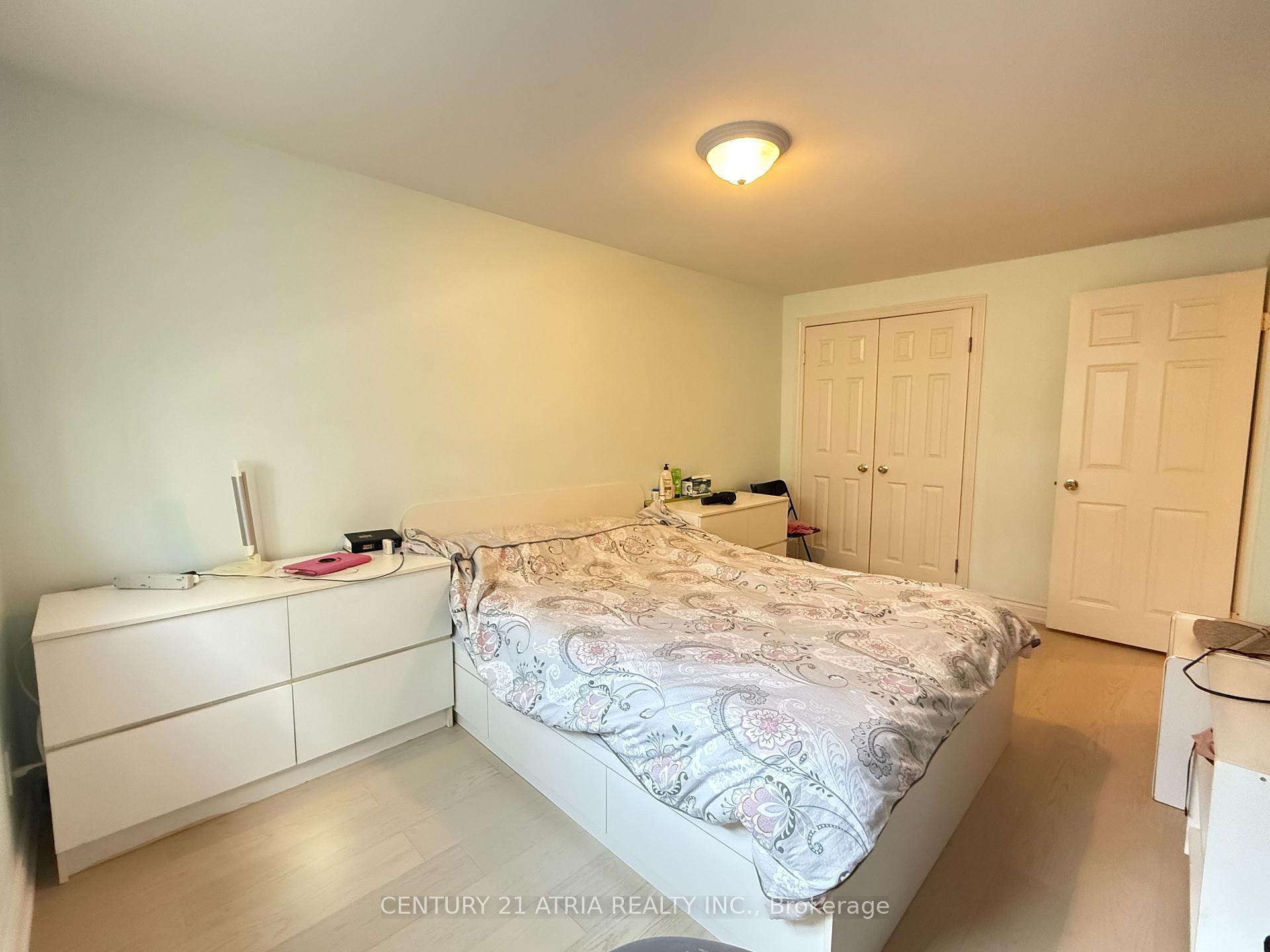Photo 16 of 73 Stately Way, Markham, Royal Orchard — HOMEH
