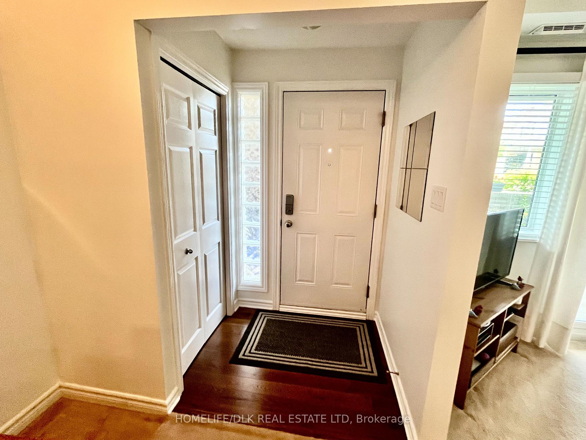 Photo 4 of 137 D Oldfield Street, Ottawa, Barrhaven East — HOMEH