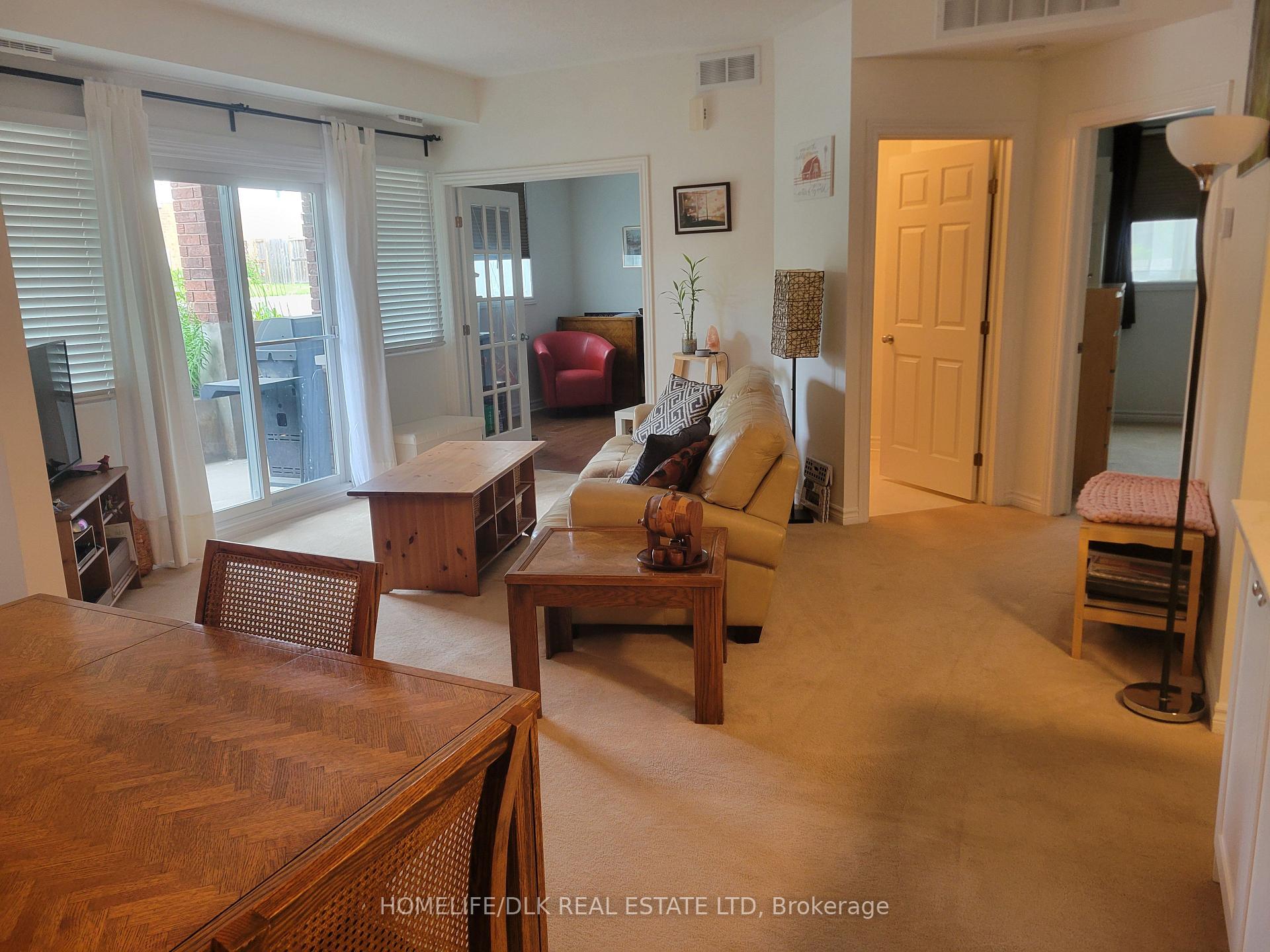 Photo 10 of 137 D Oldfield Street, Ottawa, Barrhaven East — HOMEH