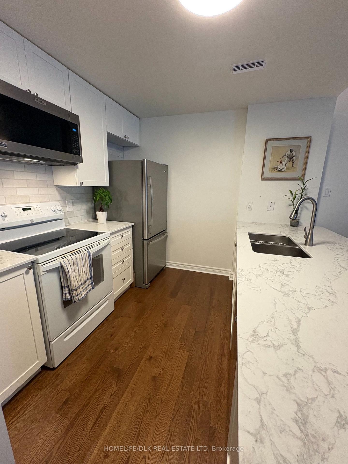 Photo 15 of 137 D Oldfield Street, Ottawa, Barrhaven East — HOMEH