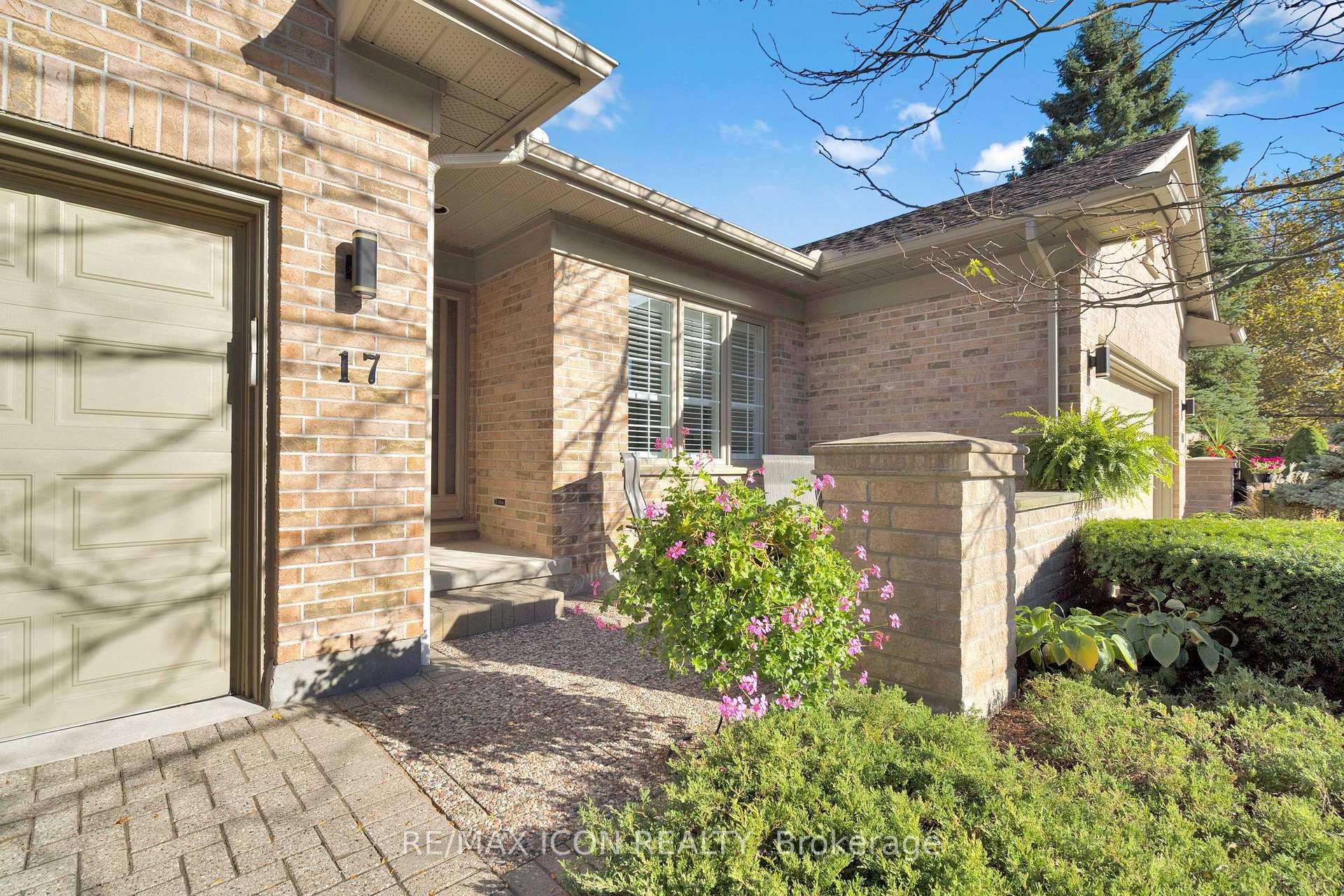 Photo 4 of Unit 17, 1151 Riverside Drive, London, North O — HOMEH