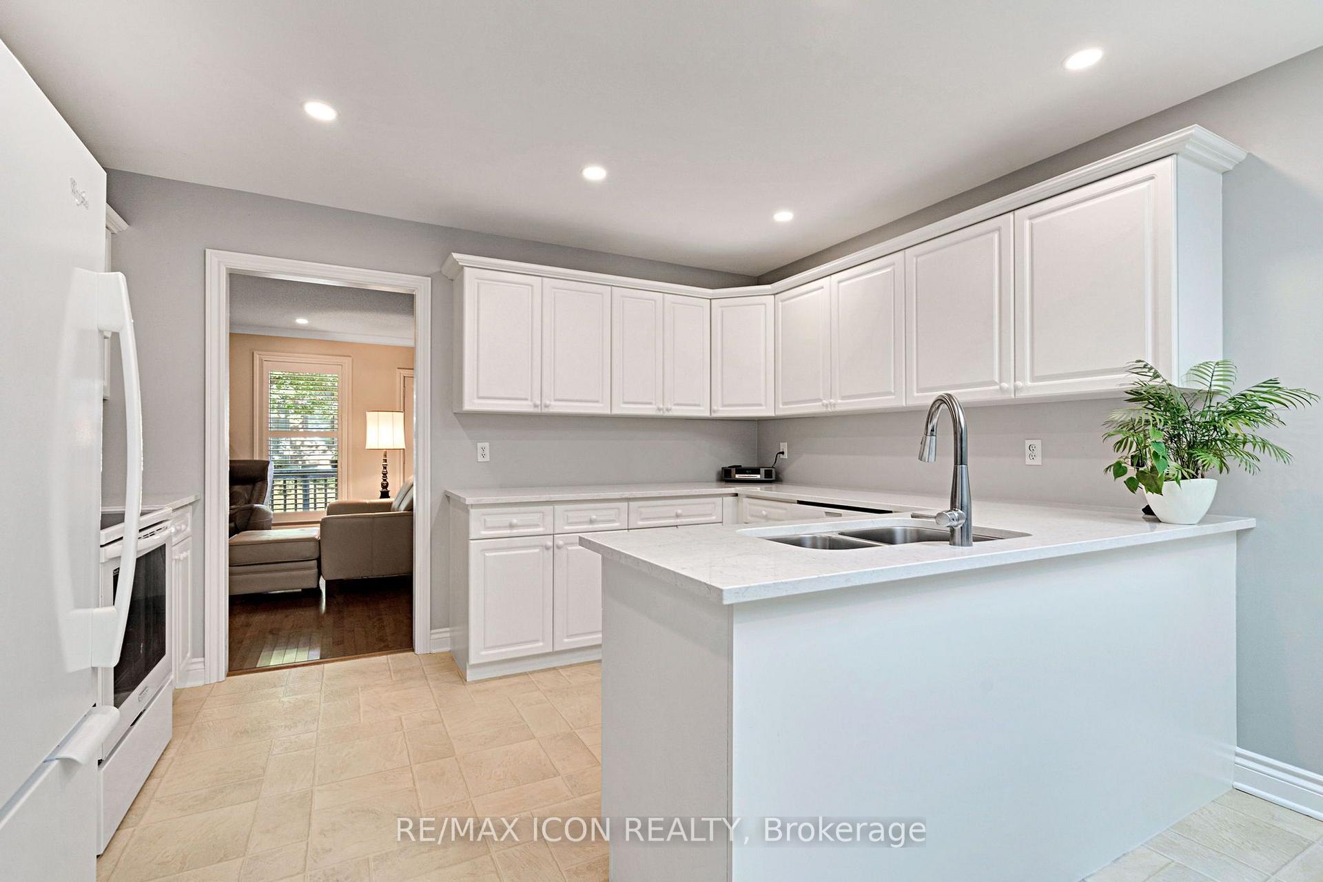 Photo 13 of Unit 17, 1151 Riverside Drive, London, North O — HOMEH