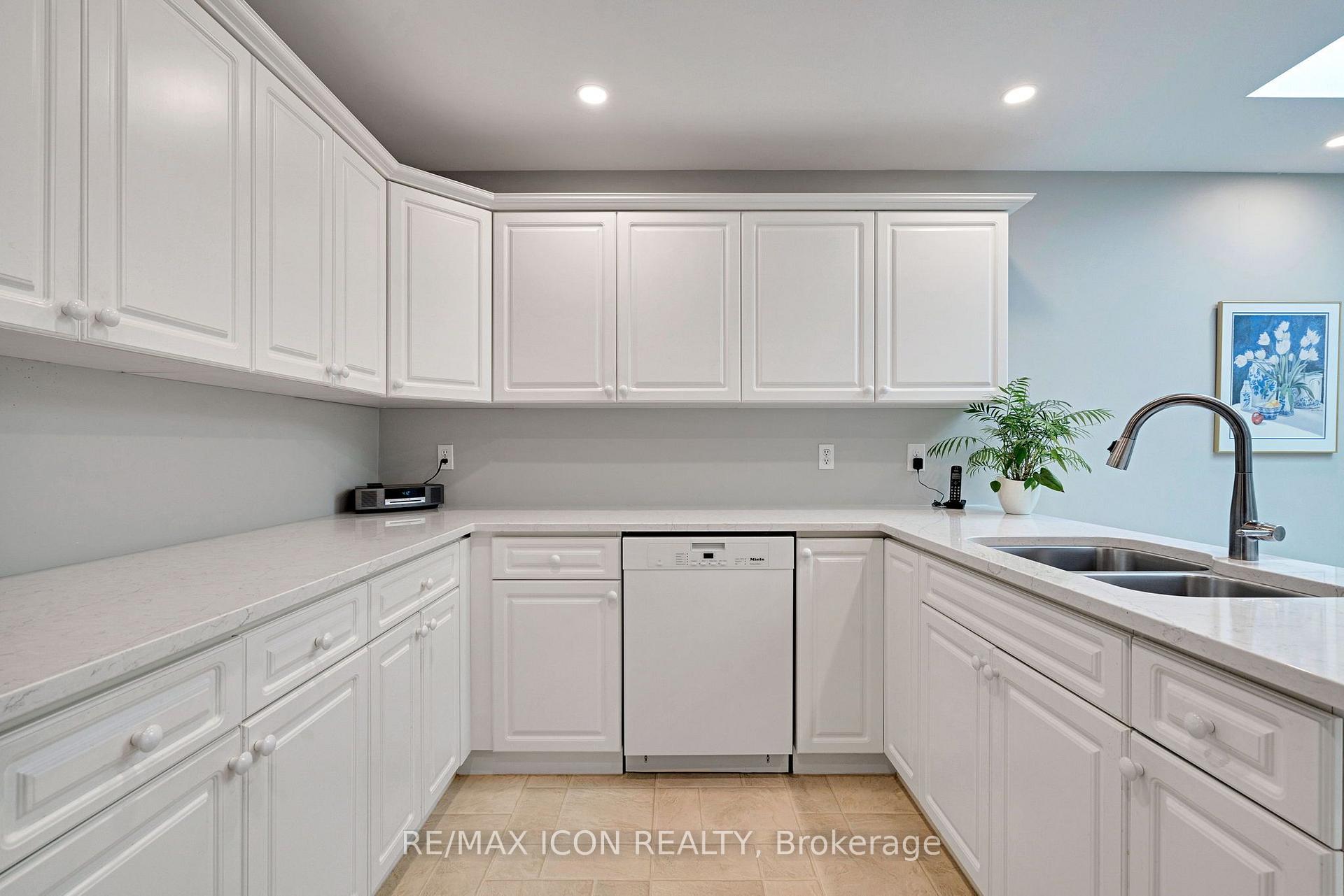 Photo 15 of Unit 17, 1151 Riverside Drive, London, North O — HOMEH