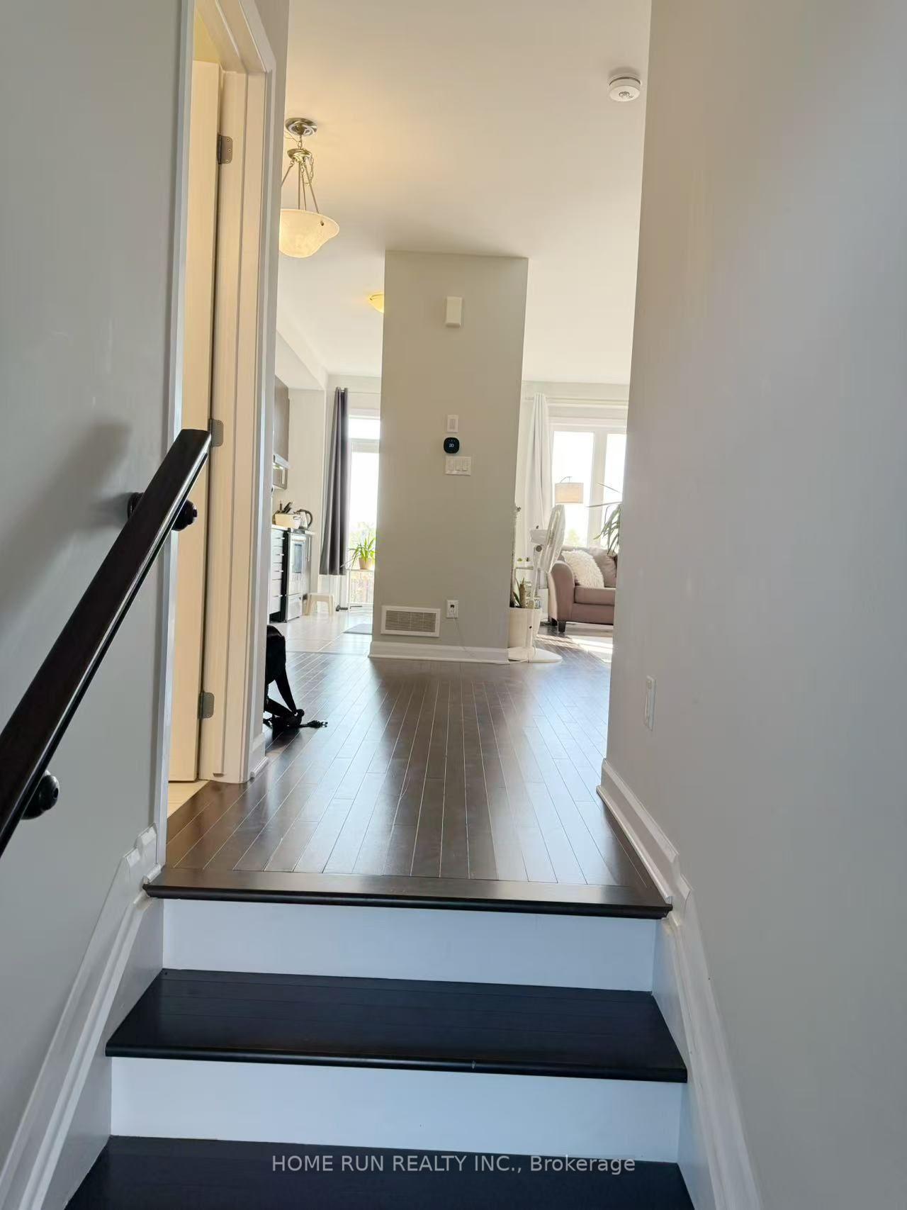 Photo 4 of 75 Aura Avenue, Ottawa, Barrhaven - Heritage Park — HOMEH