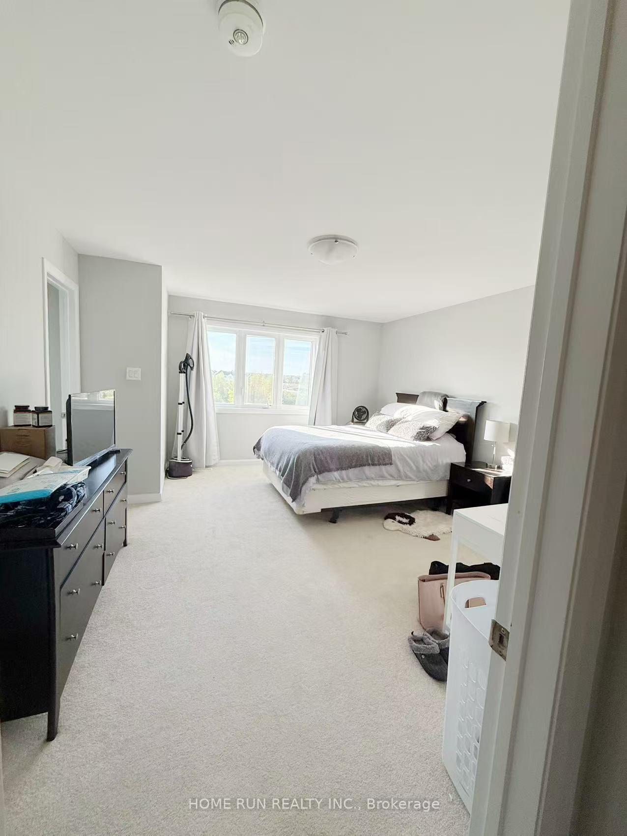 Photo 12 of 75 Aura Avenue, Ottawa, Barrhaven - Heritage Park — HOMEH