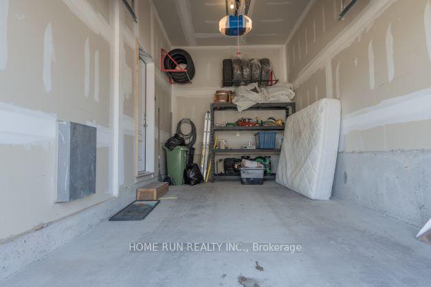 Photo 21 of 75 Aura Avenue, Ottawa, Barrhaven - Heritage Park — HOMEH