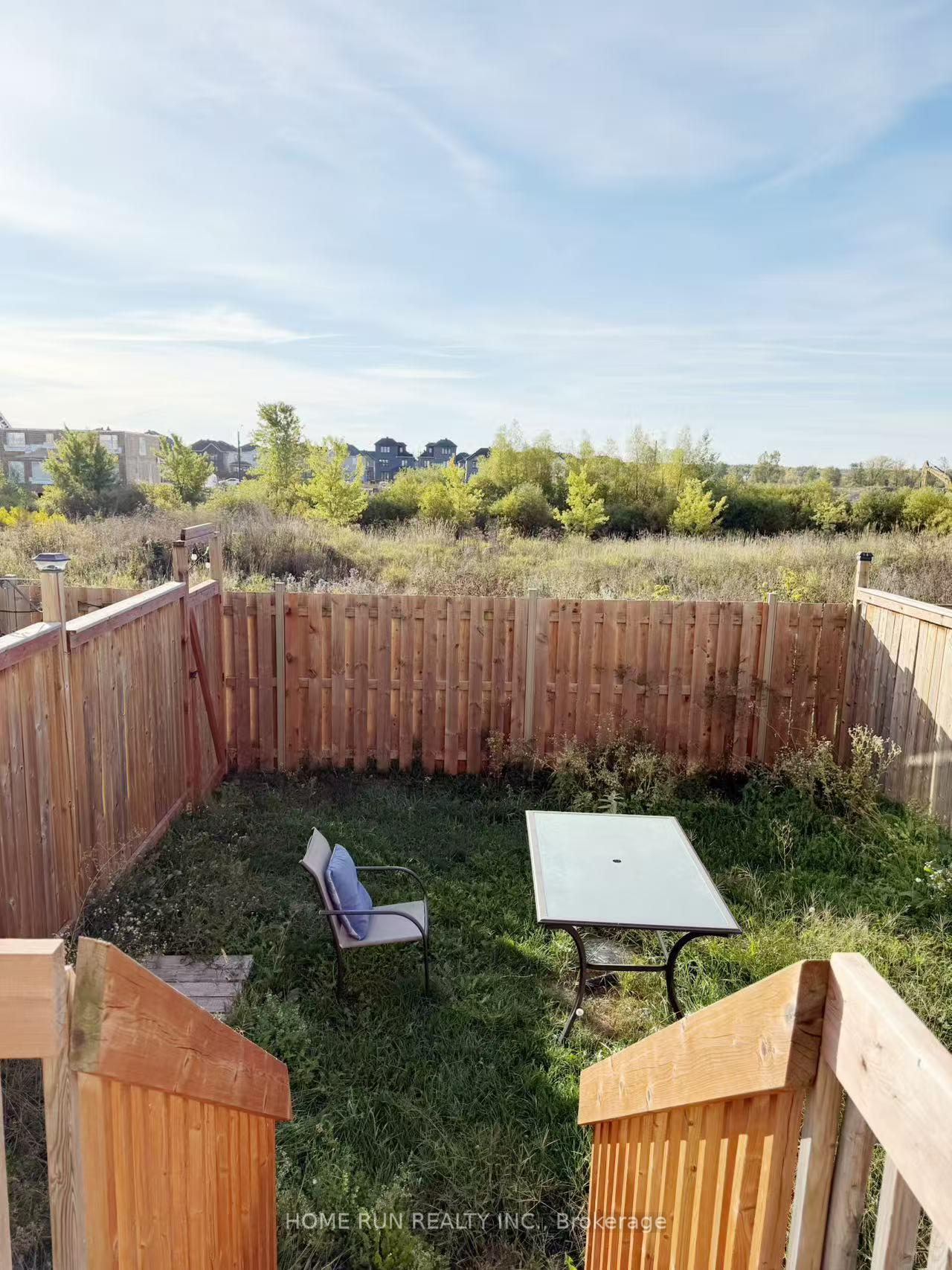 Photo 22 of 75 Aura Avenue, Ottawa, Barrhaven - Heritage Park — HOMEH