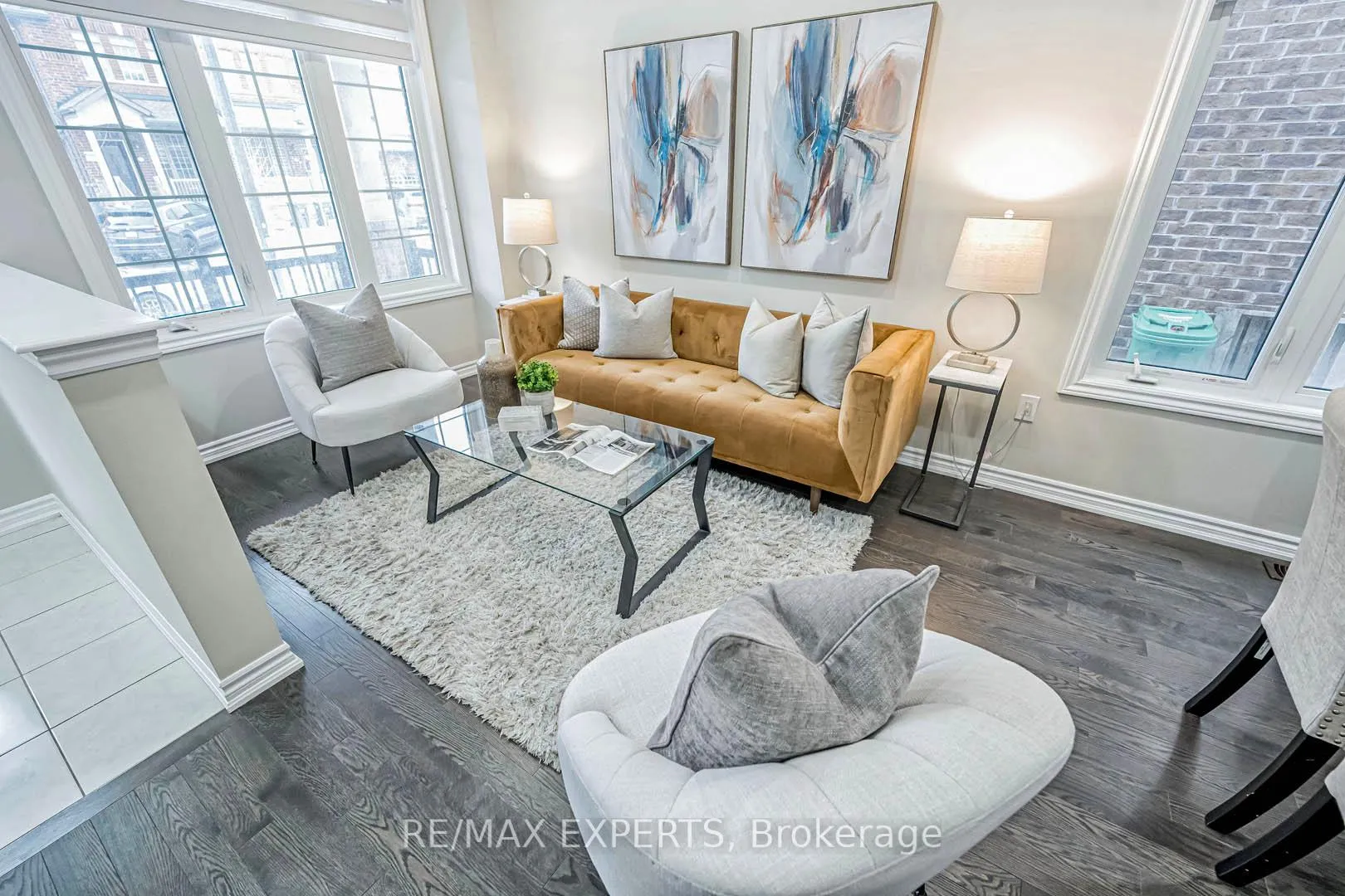 Photo 5 of 88 Folgate Crescent, Brampton, Sandringham-Wellington — HOMEH