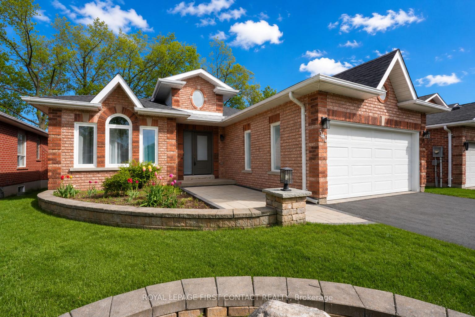 Photo 3 of 340 Livingstone Street W, Barrie, Northwest — HOMEH