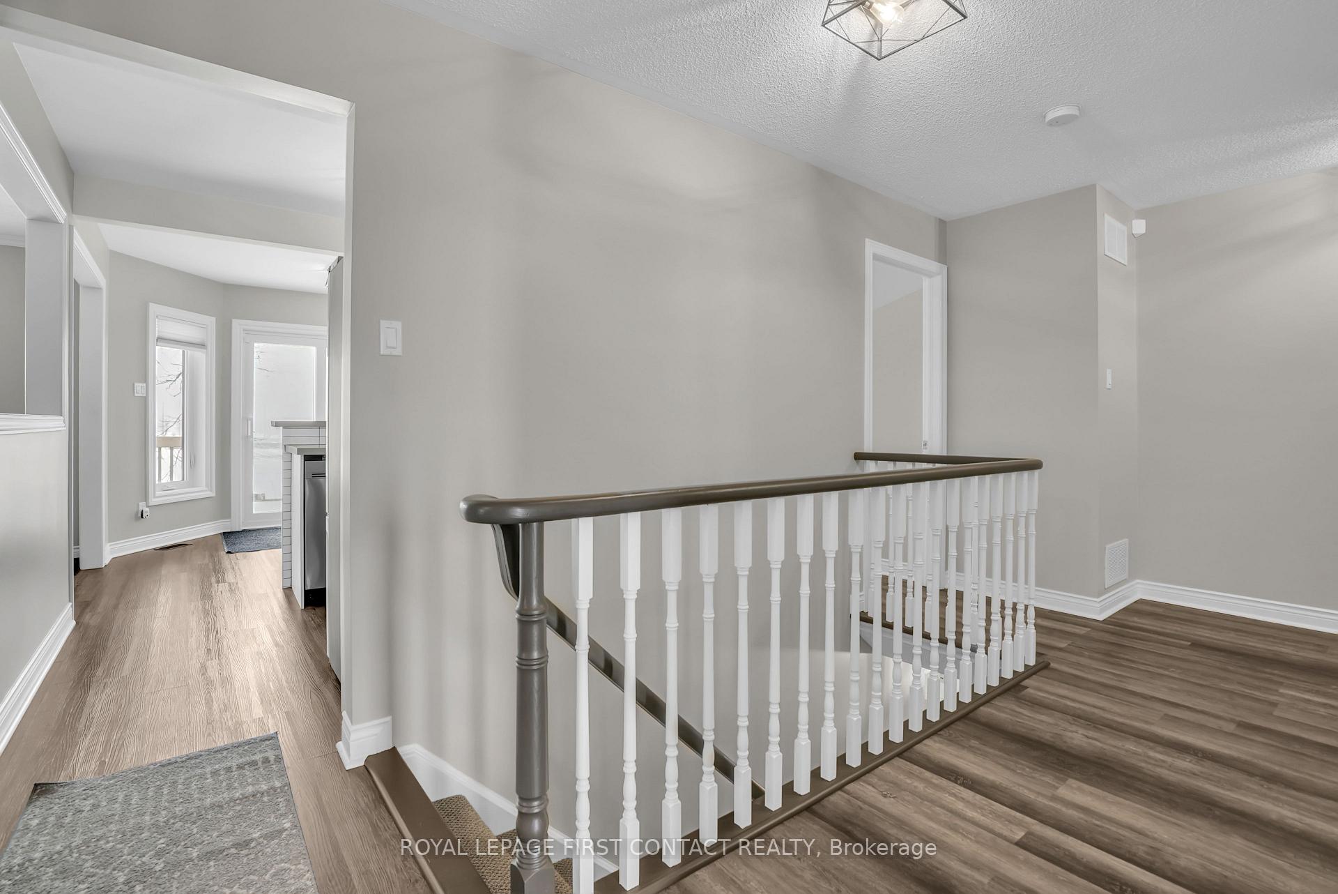 Photo 24 of 340 Livingstone Street W, Barrie, Northwest — HOMEH