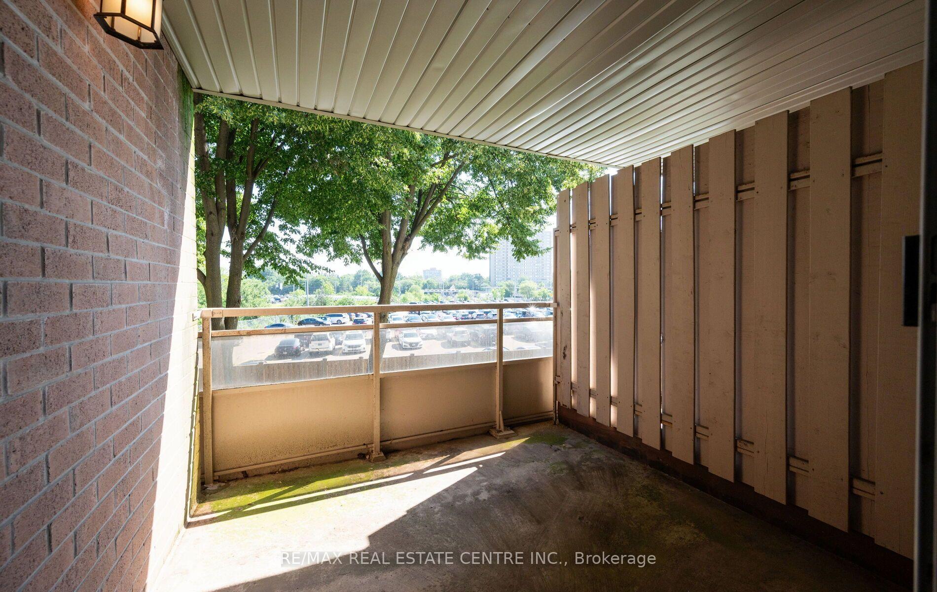Photo 21 of Unit 2, 2170 Bromsgrove Road, Mississauga, Clarkson — HOMEH