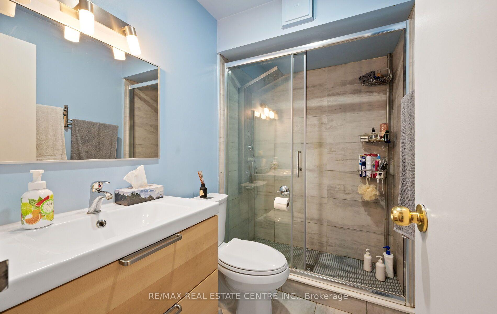 Photo 24 of Unit 2, 2170 Bromsgrove Road, Mississauga, Clarkson — HOMEH