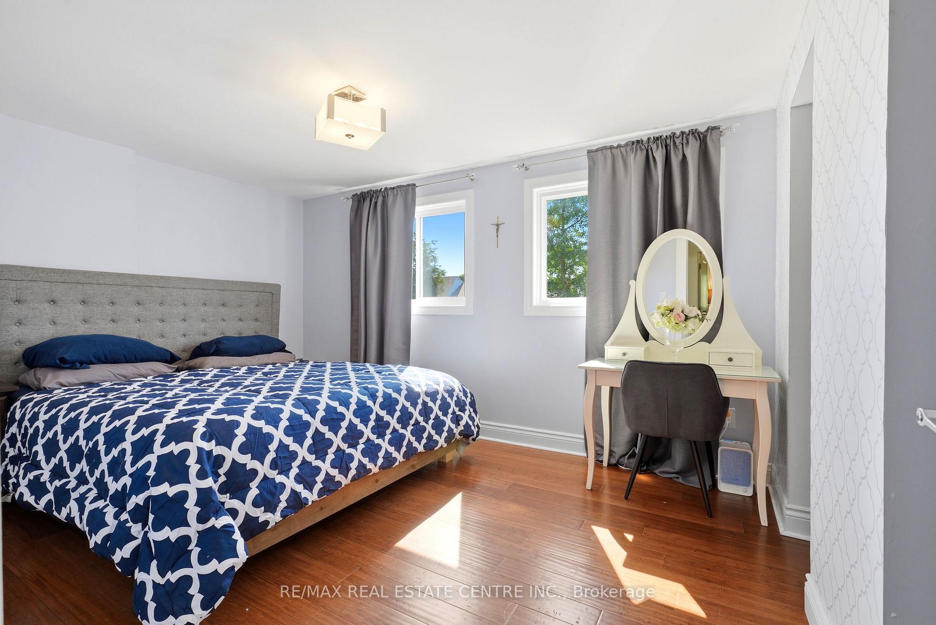Photo 13 of 37 Rushmore Crescent, Brampton, Heart Lake East — HOMEH