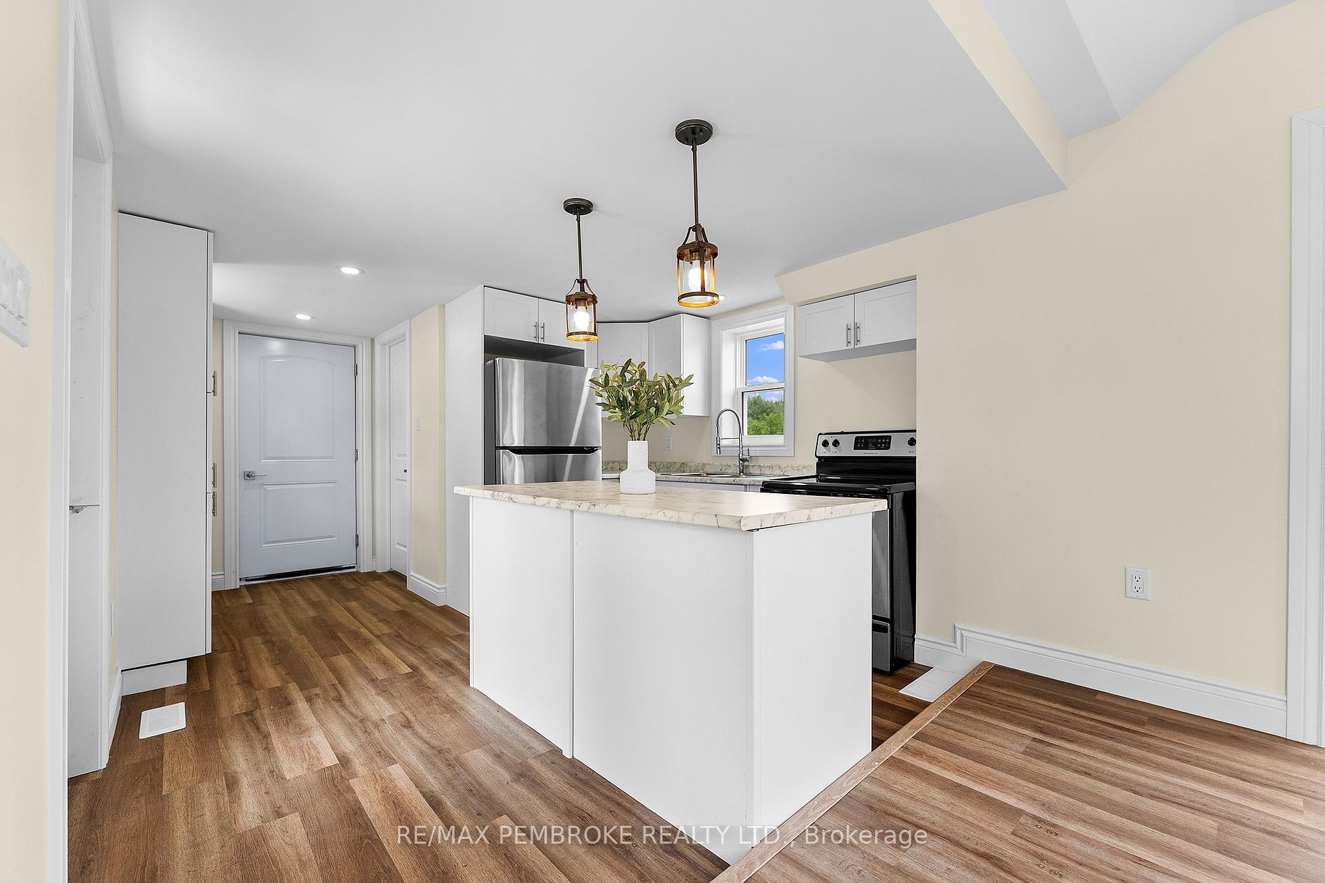 Photo 14 of 480 Blank Street, Pembroke, Pembroke — HOMEH