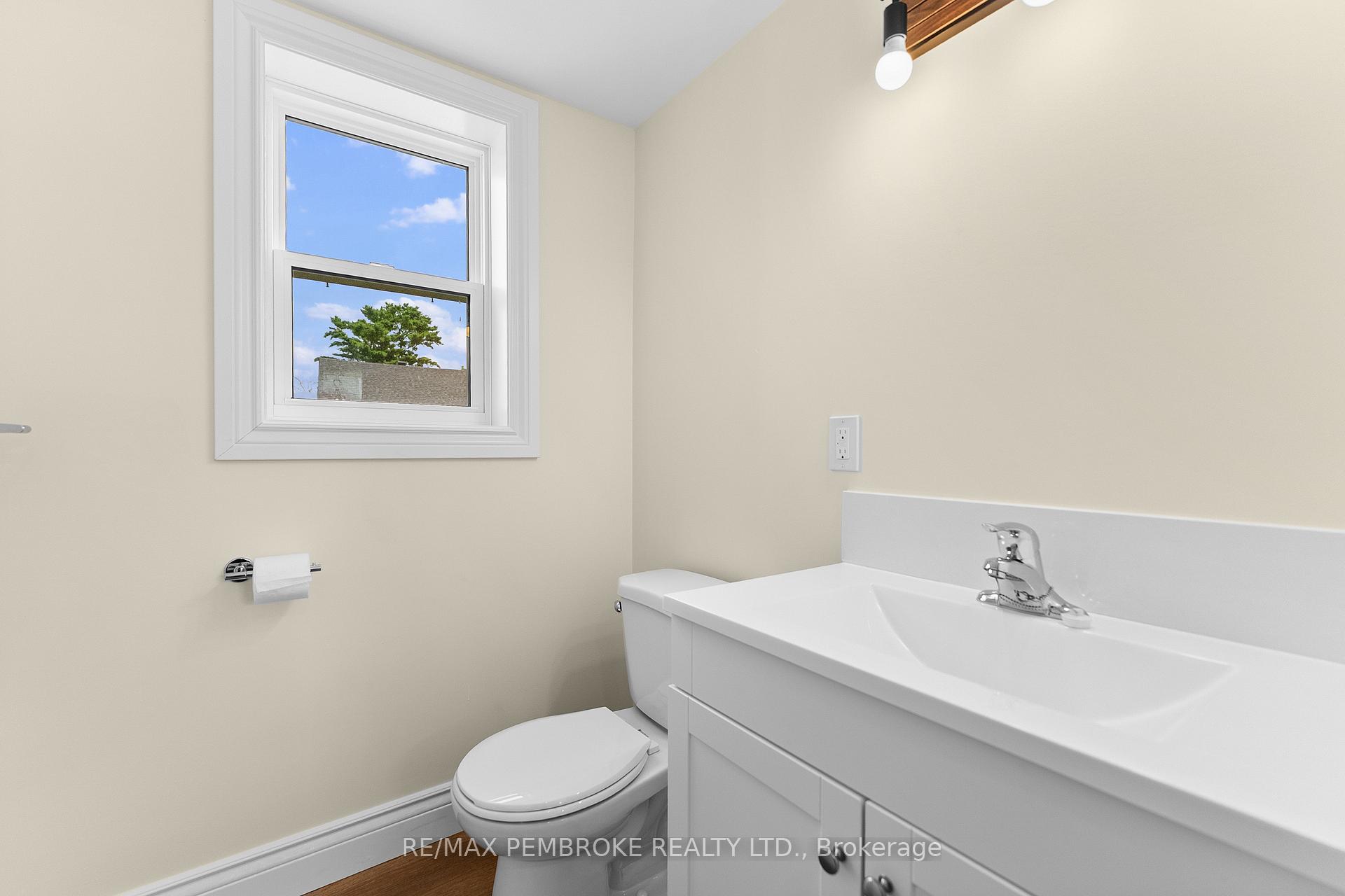 Photo 24 of 480 Blank Street, Pembroke, Pembroke — HOMEH