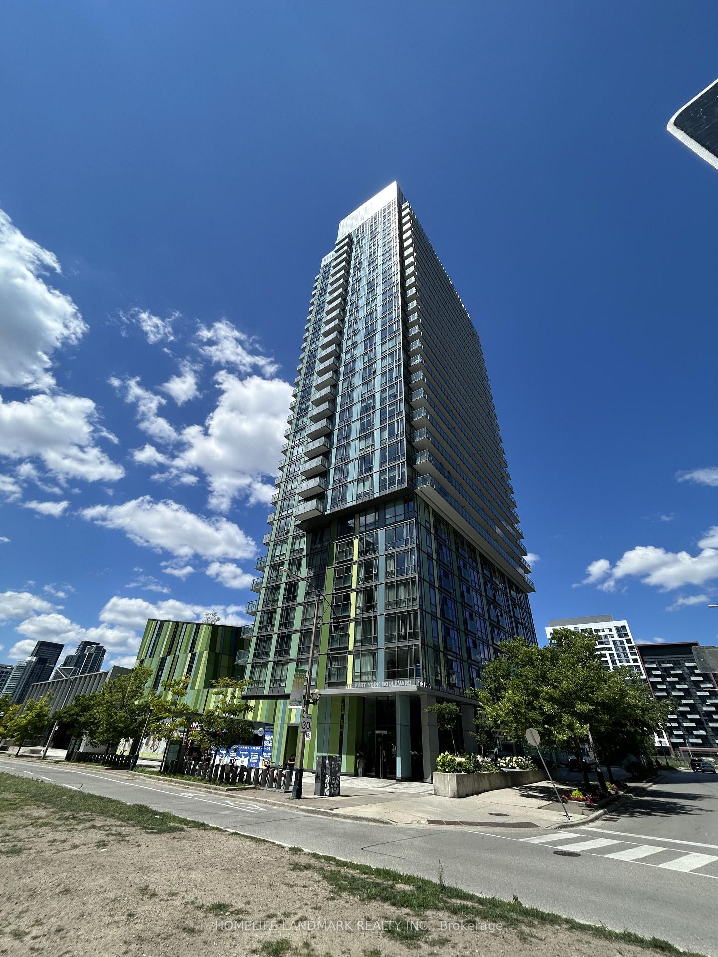 Front of Unit 1604, 170 Fort York Boulevard