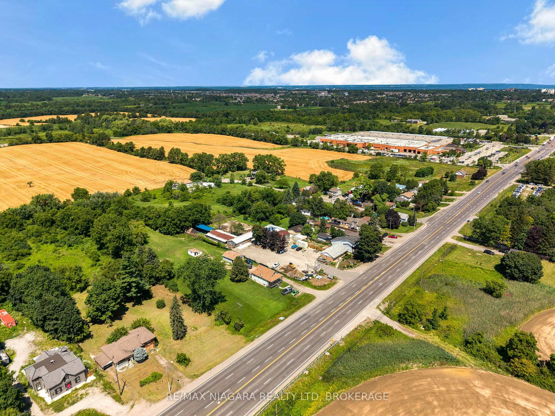 Photo 2 of 2300 Hwy 6, Hamilton, Rural Glanbrook — HOMEH