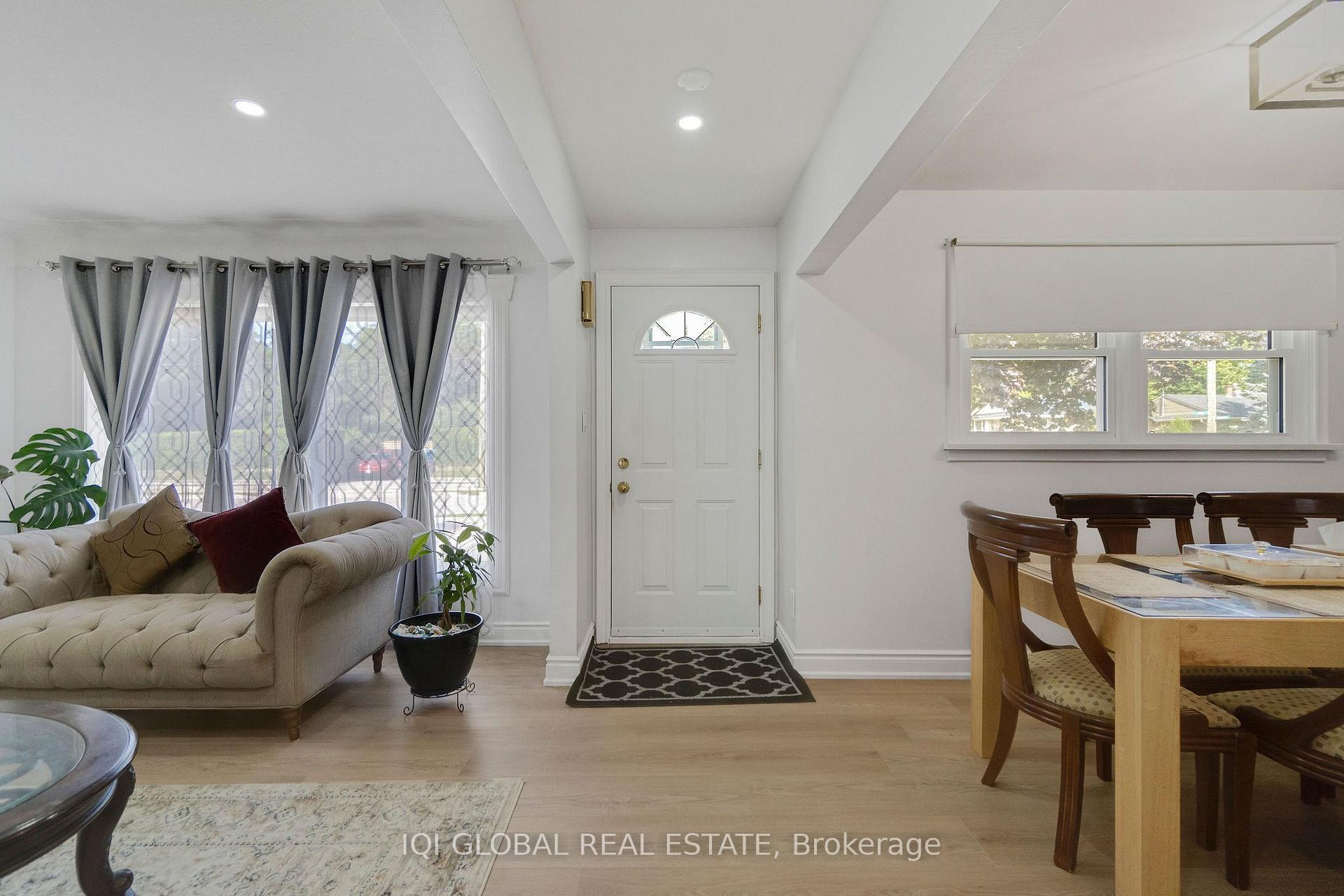 Photo 7 of 147 Tait Street, Cambridge, St Andrews/Southwood — HOMEH