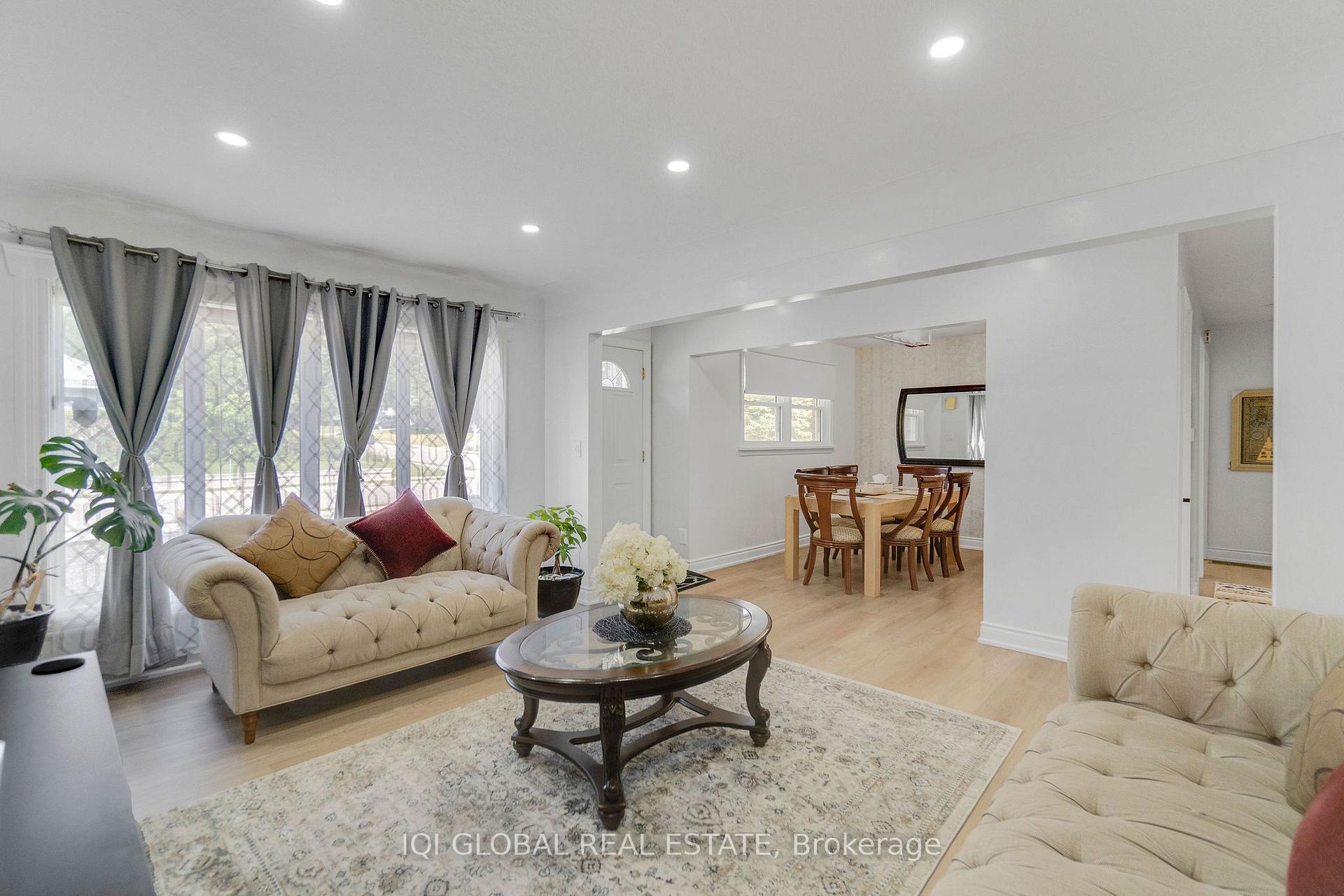 Photo 9 of 147 Tait Street, Cambridge, St Andrews/Southwood — HOMEH