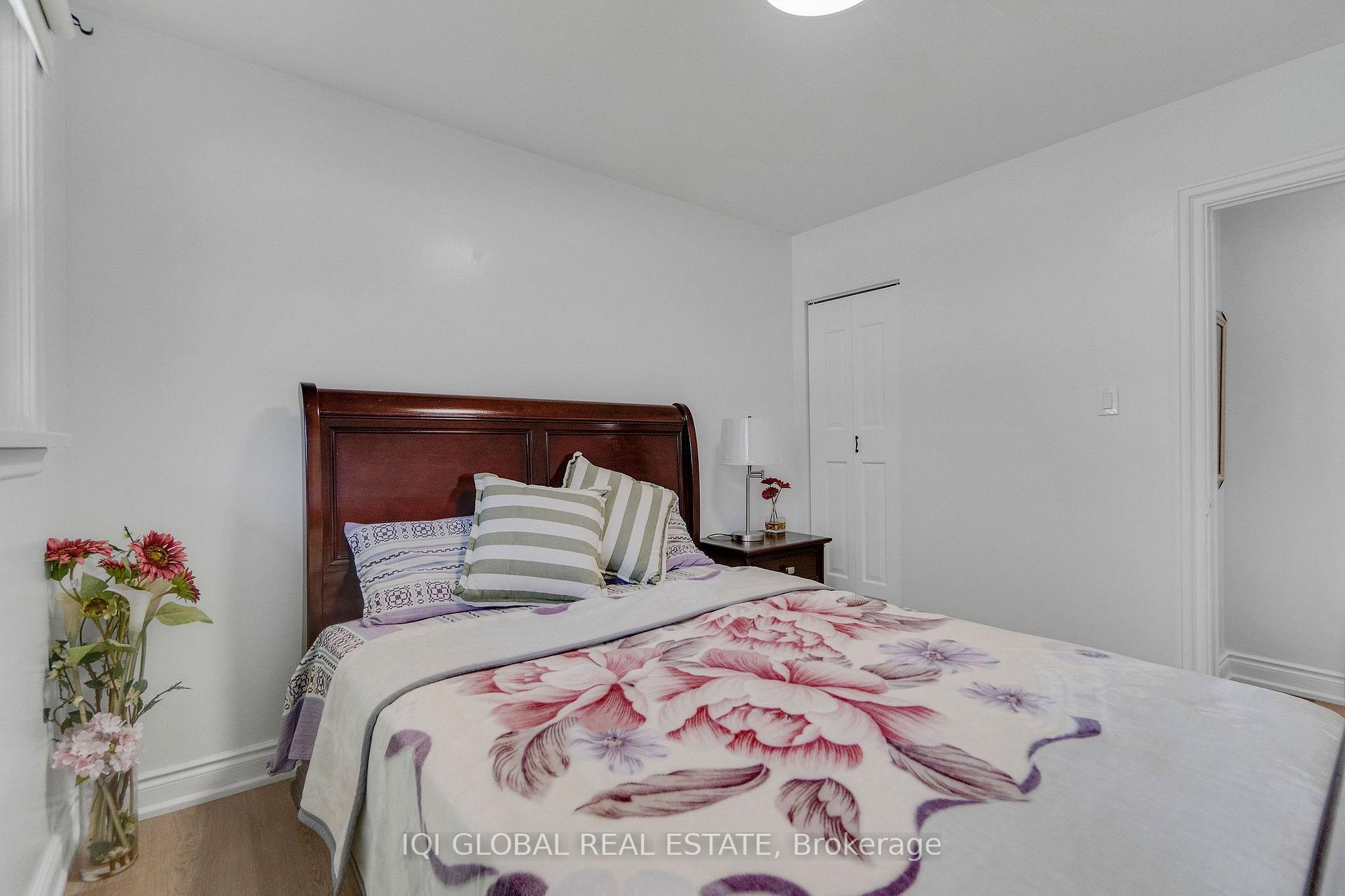 Photo 17 of 147 Tait Street, Cambridge, St Andrews/Southwood — HOMEH