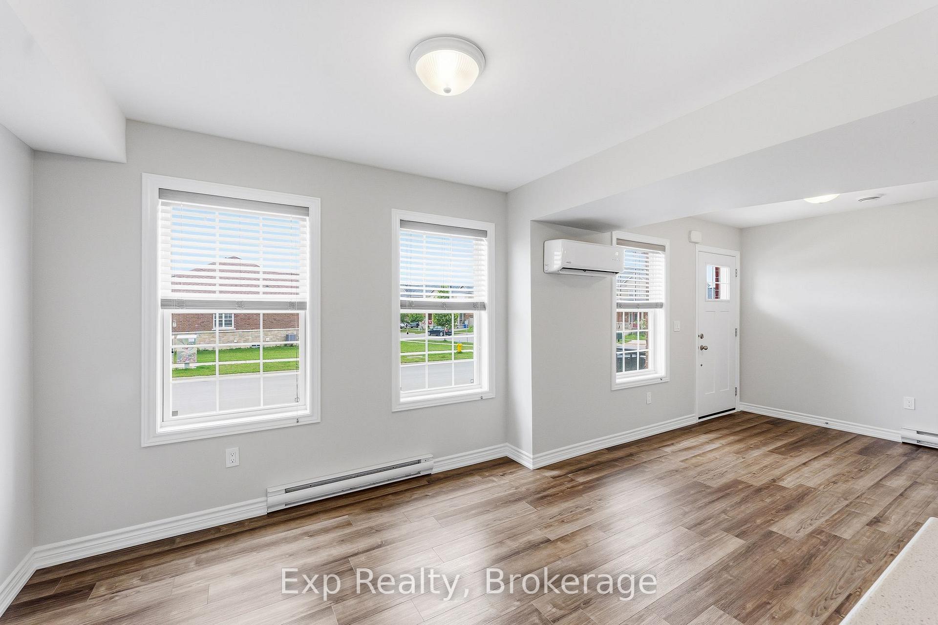 Photo 5 of Unit 508, 470 Lonsberry Drive, Cobourg — HOMEH