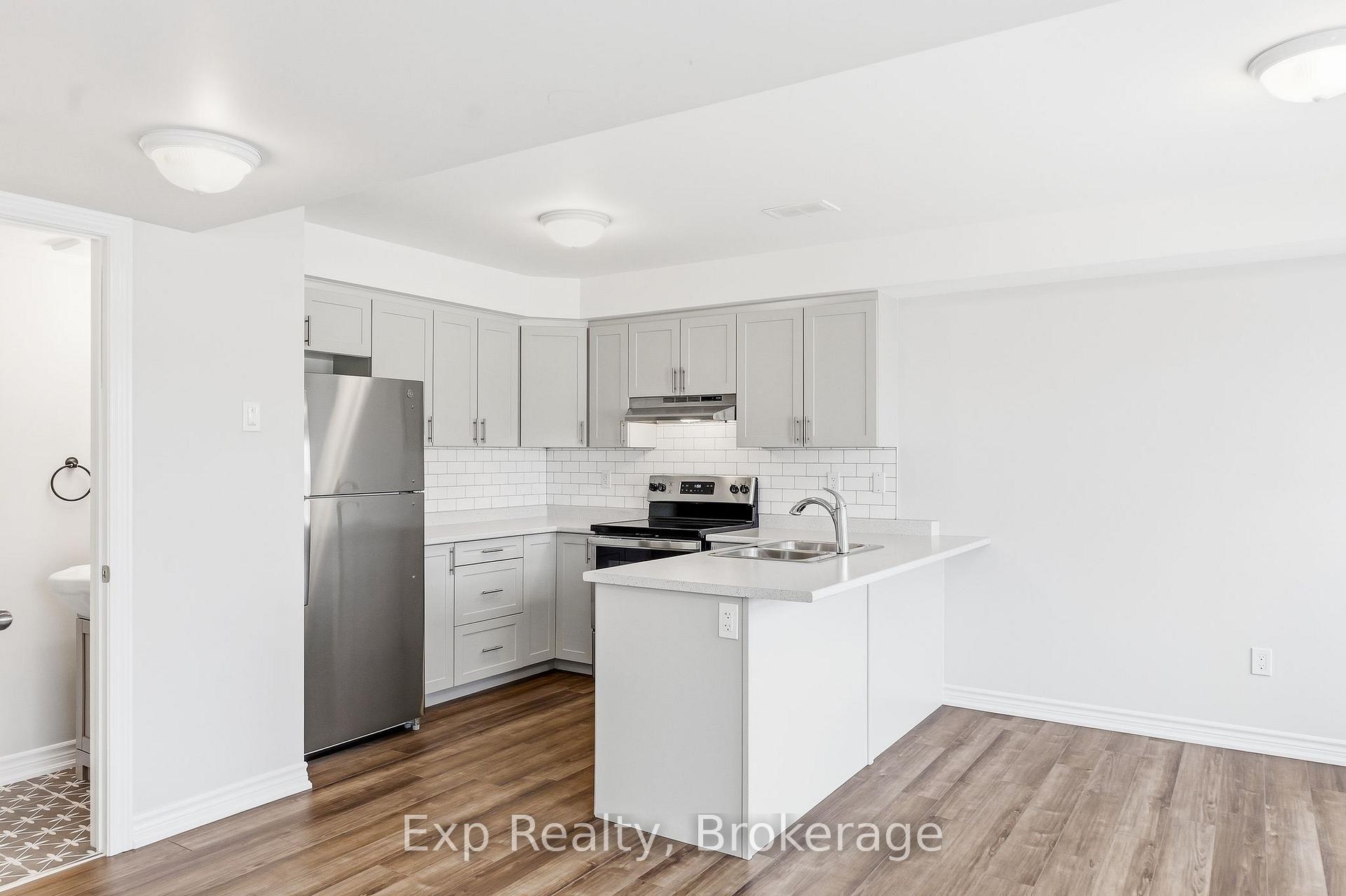 Photo 8 of Unit 508, 470 Lonsberry Drive, Cobourg — HOMEH