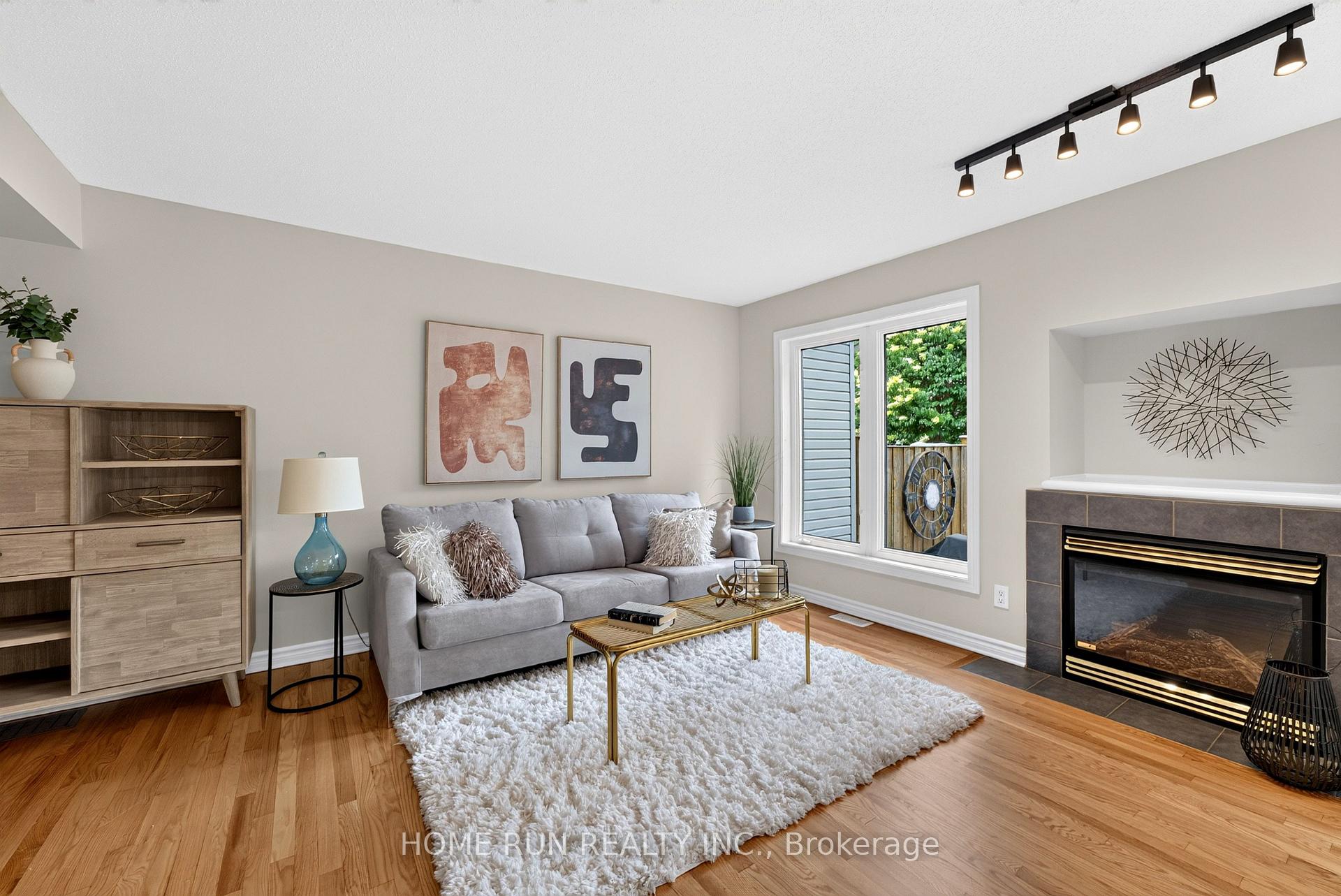 Photo 9 of 164 Gray Crescent, Ottawa, Kanata - Beaverbrook — HOMEH