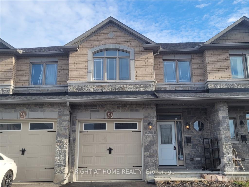 Photo 2 of 526 Barrick Hill Road, Ottawa, Kanata - Emerald Meadows/Trailwest — HOMEH